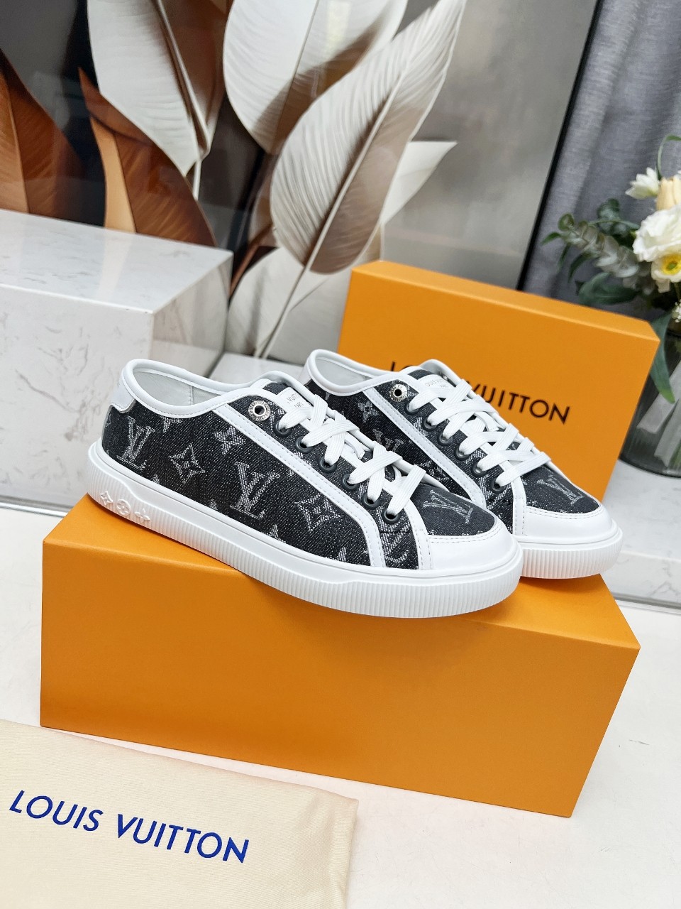 Louis Vuitton Women's Denim Monogram Print Sneakers Lace-up Casual Shoes 3 a1742540840522 3744