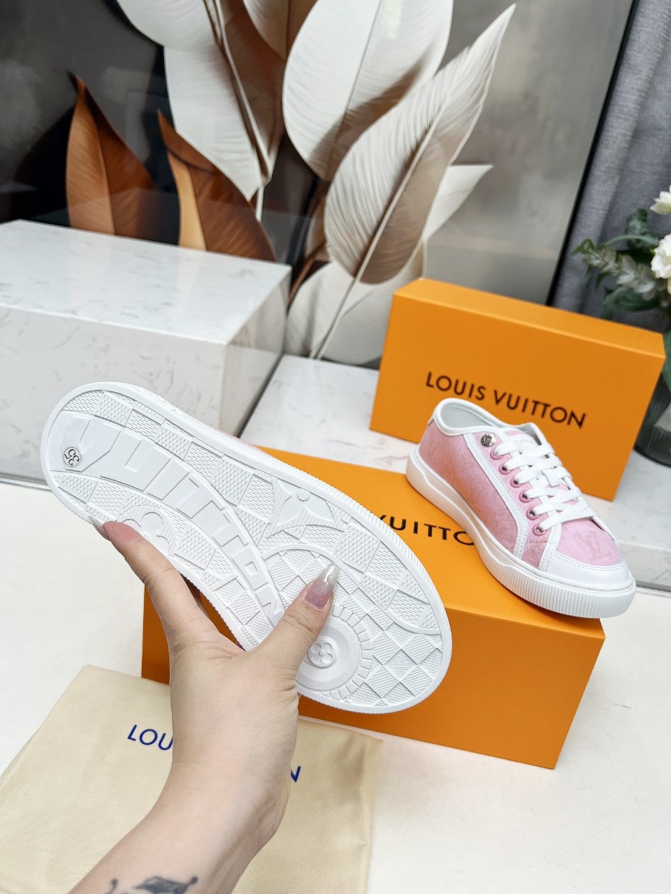 Louis Vuitton Pink Monogram Canvas Sneakers Women's Lace-Up Shoes 4 a1742540853879 0606