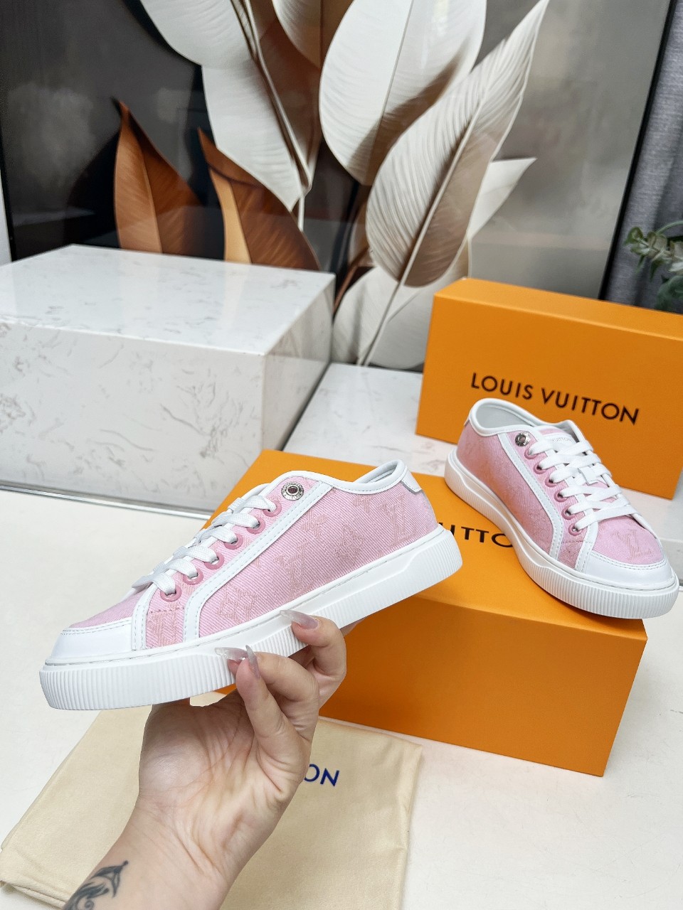 Louis Vuitton Pink Monogram Canvas Sneakers Women's Lace-Up Shoes 3 a1742540853911 4066