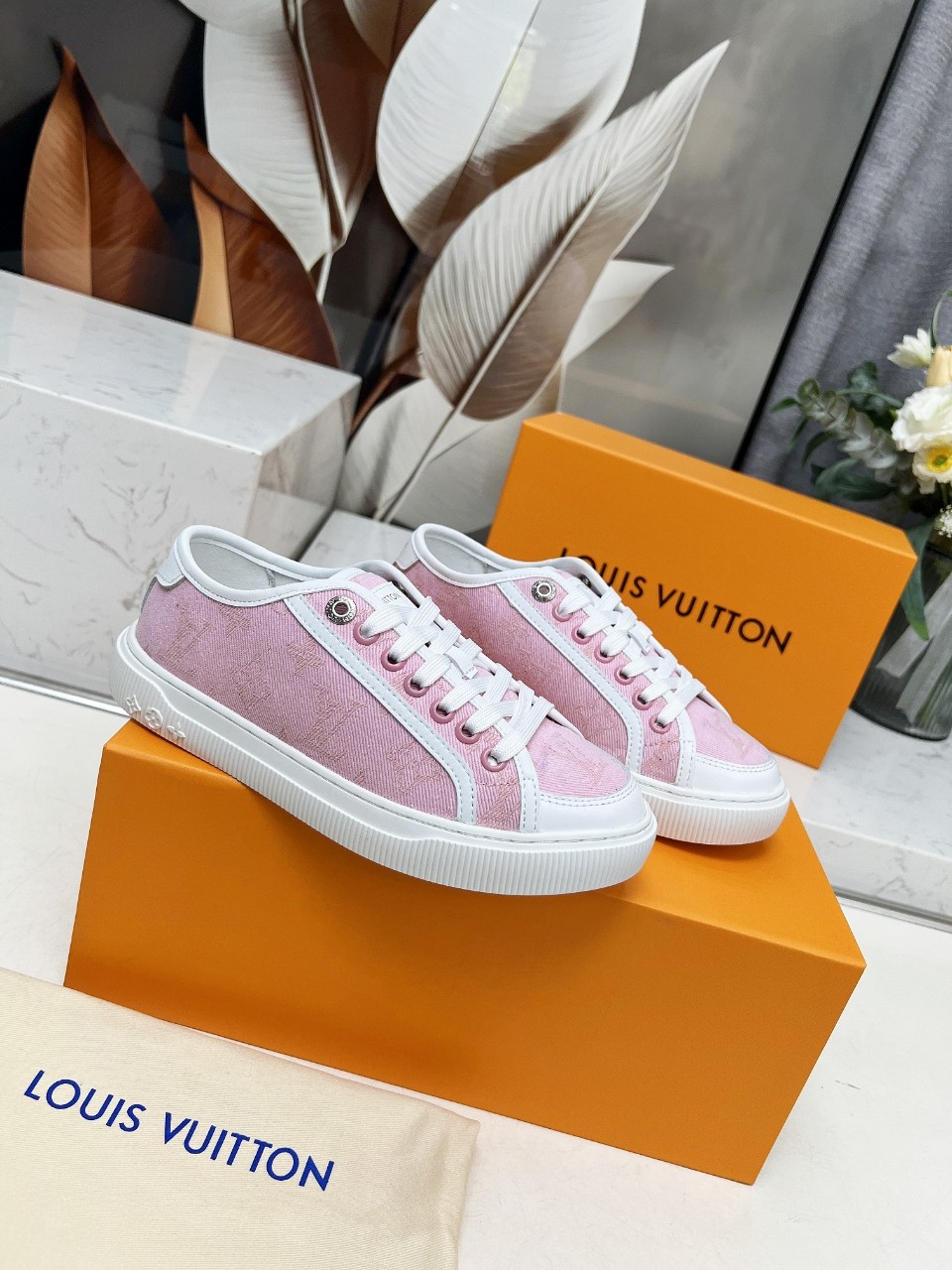 Louis Vuitton Pink Monogram Canvas Sneakers Women's Lace-Up Shoes 8 a1742540855316 5170