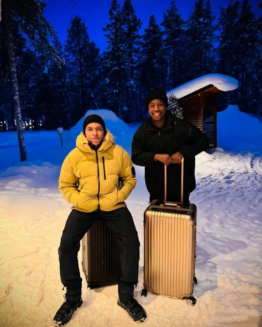 NO:499186,Outdoor men's special, alexander wang19860909户外男士专用,,alexander wang,Women's clothing