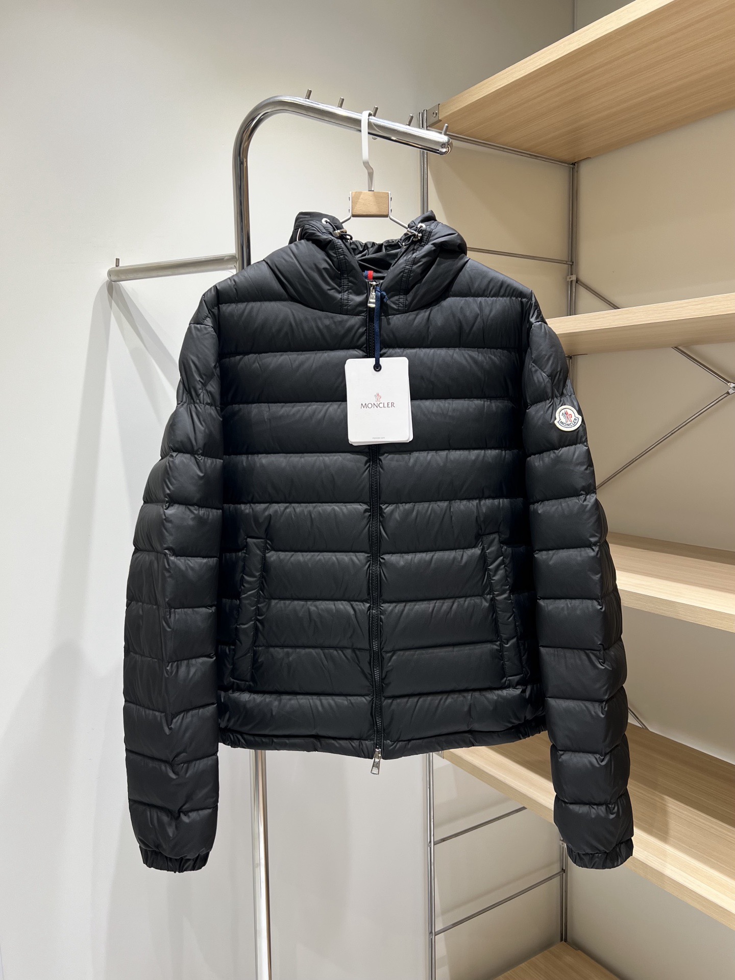 Пуховик Moncler