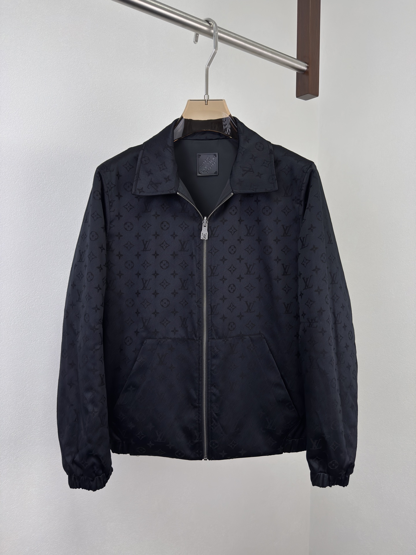 NO:515260,LV double-sided jacket, louis vuitton, jackets & coats,alexander wang19860909LV双面穿夹克,,louis vuitton,jackets & coats,alexander wang,Men's clothing