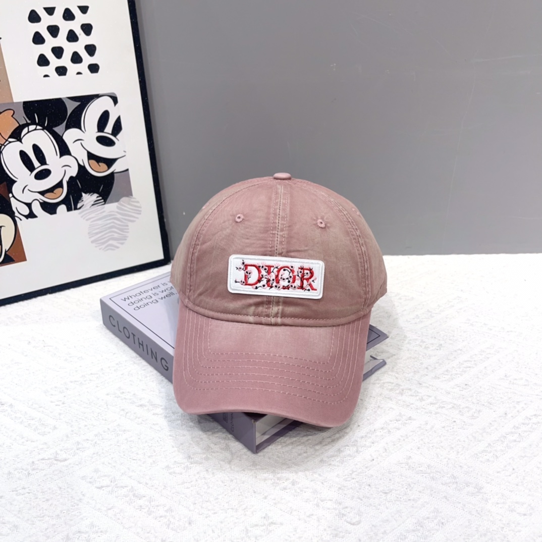 【DIOR迪奥】新款走量简约棒球帽🧢，新款出货，大牌款超好搭配，赶紧入手！