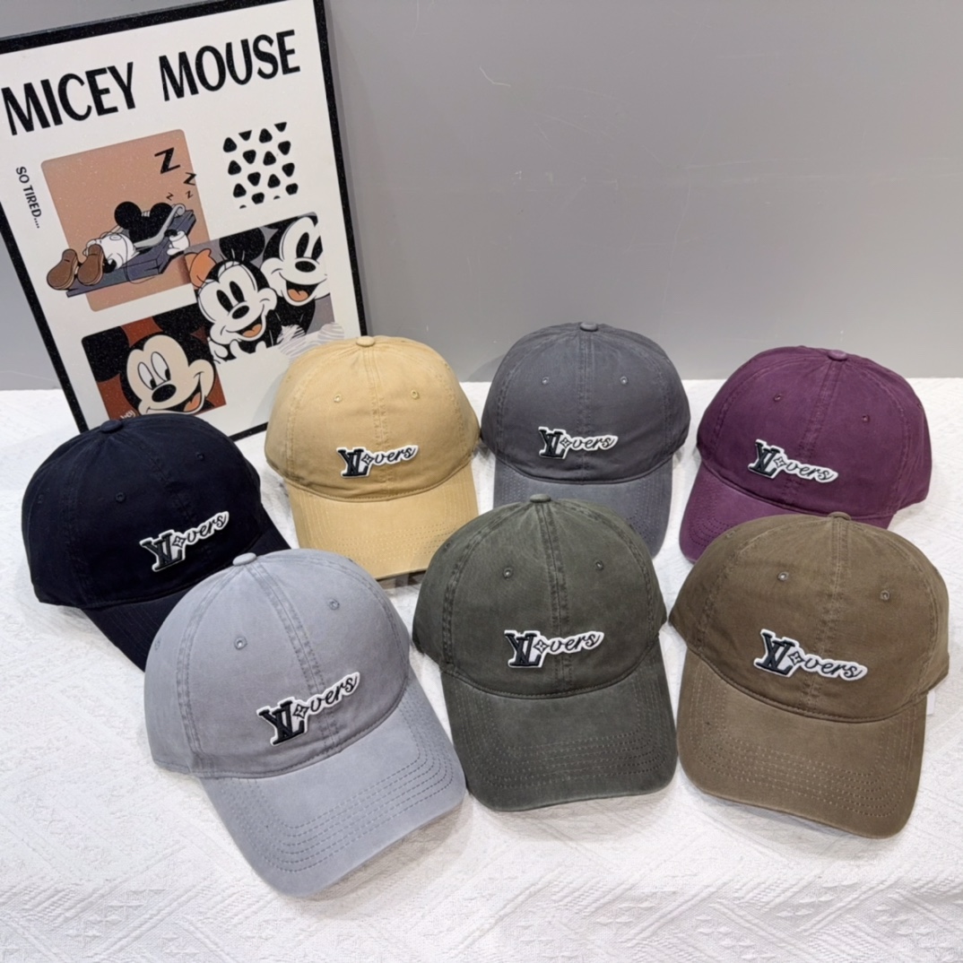 🧢路易威登棒球帽 LouisVuitton😍新款LV棒球帽，重工打造♥️高端大气，百搭款🤗男女通用！跑量