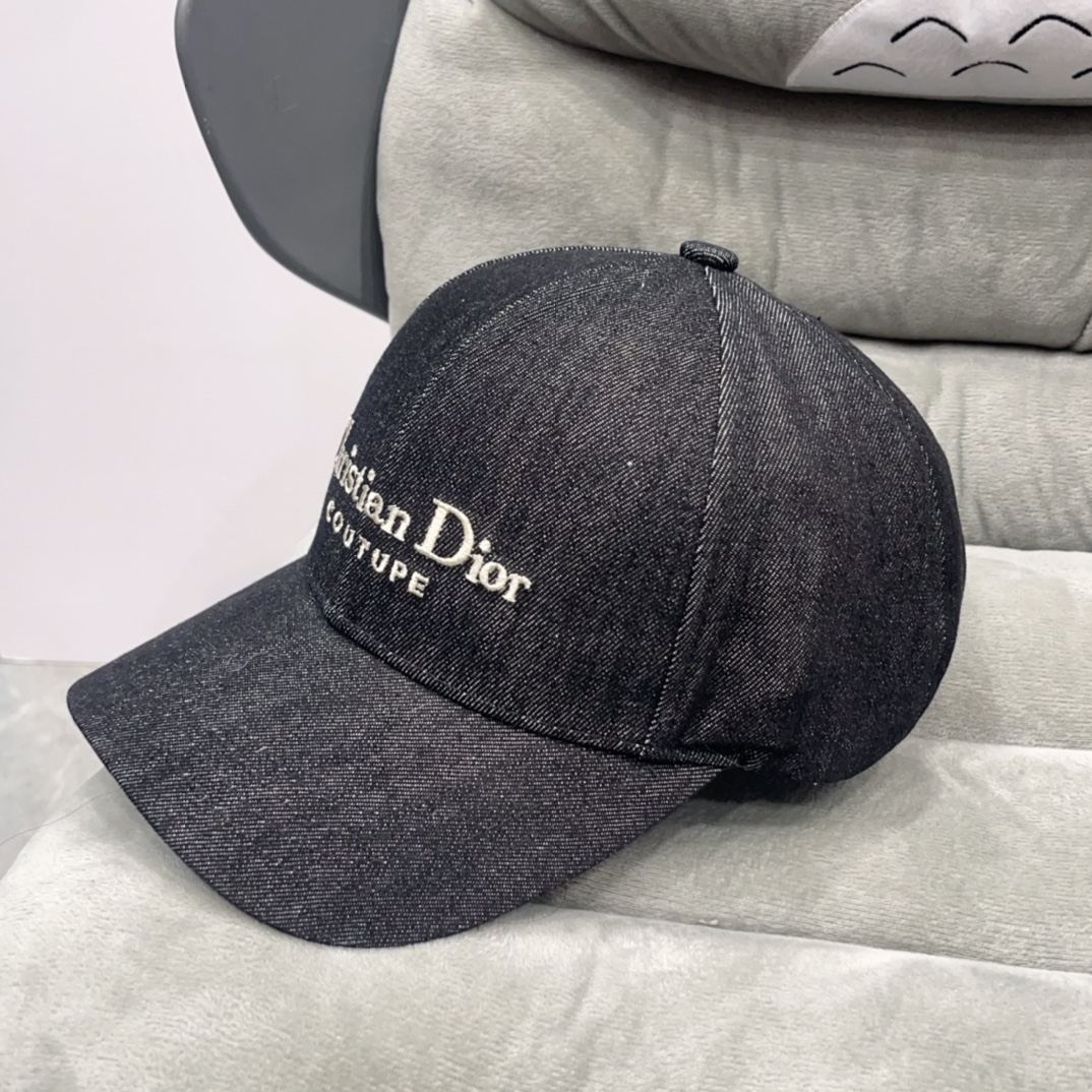 【DIOR迪奥】新款走量简约棒球帽🧢，新款出货，大牌款超好搭配，赶紧入手！