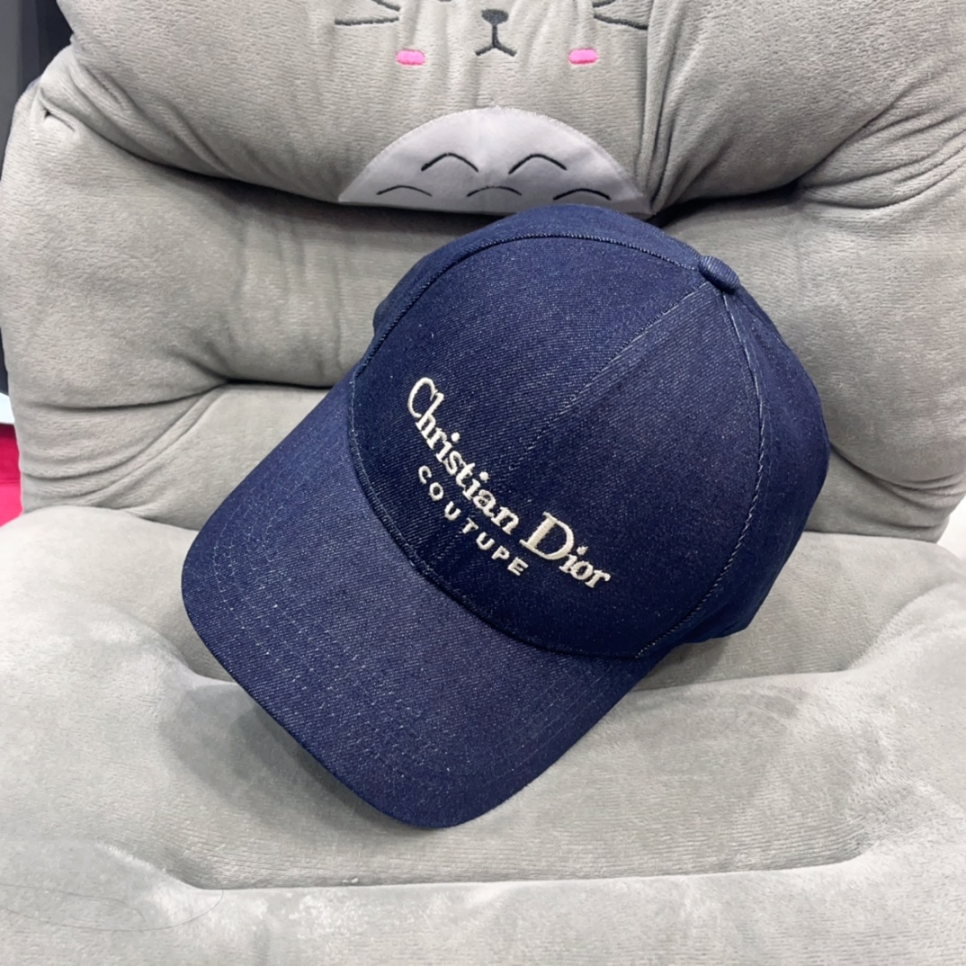 【DIOR迪奥】新款走量简约棒球帽🧢，新款出货，大牌款超好搭配，赶紧入手！