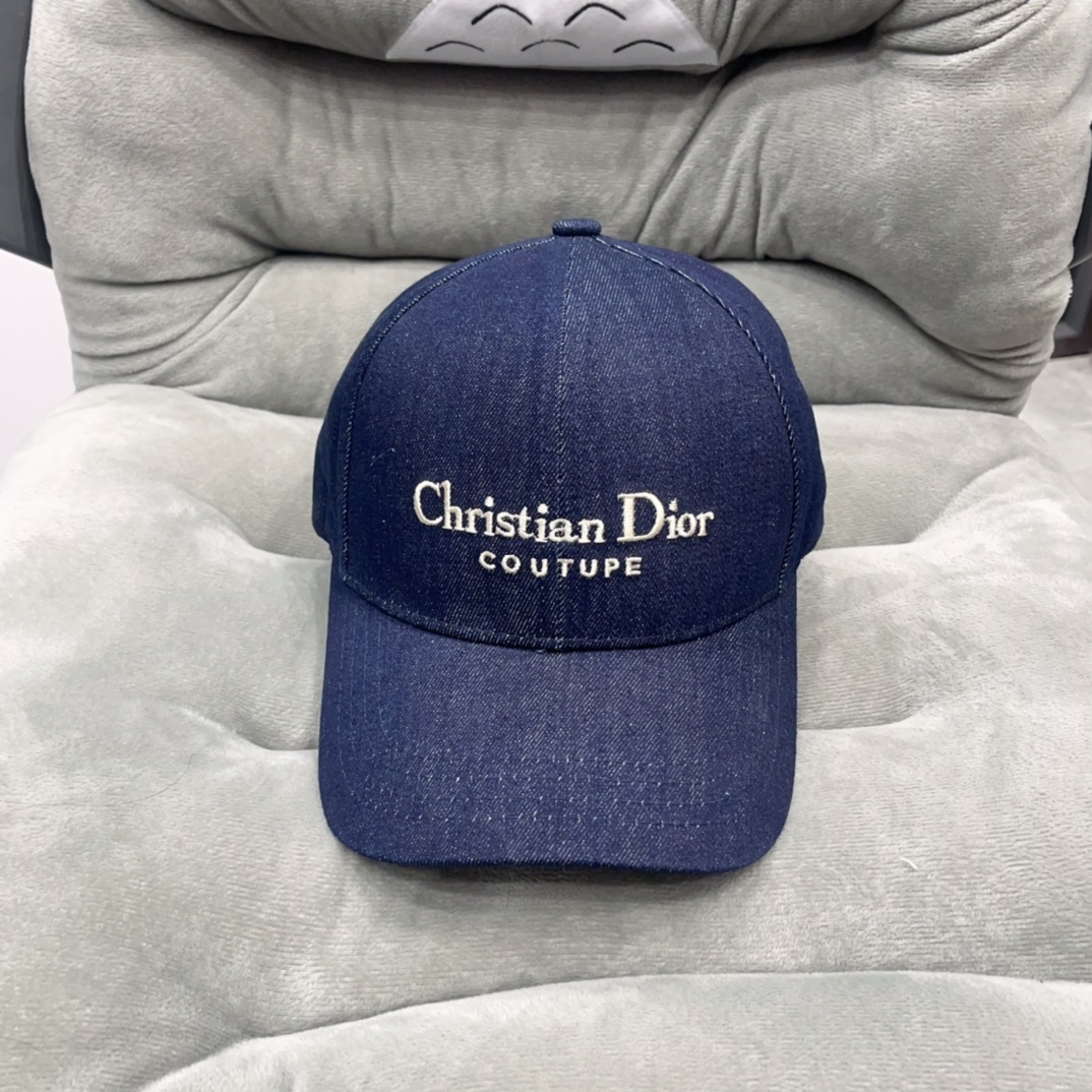 【DIOR迪奥】新款走量简约棒球帽🧢，新款出货，大牌款超好搭配，赶紧入手！