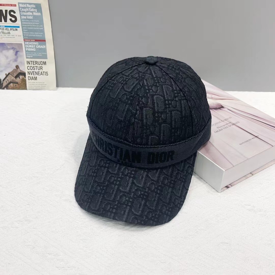【DIOR迪奥】新款走量简约棒球帽🧢，新款出货，大牌款超好搭配，赶紧入手！