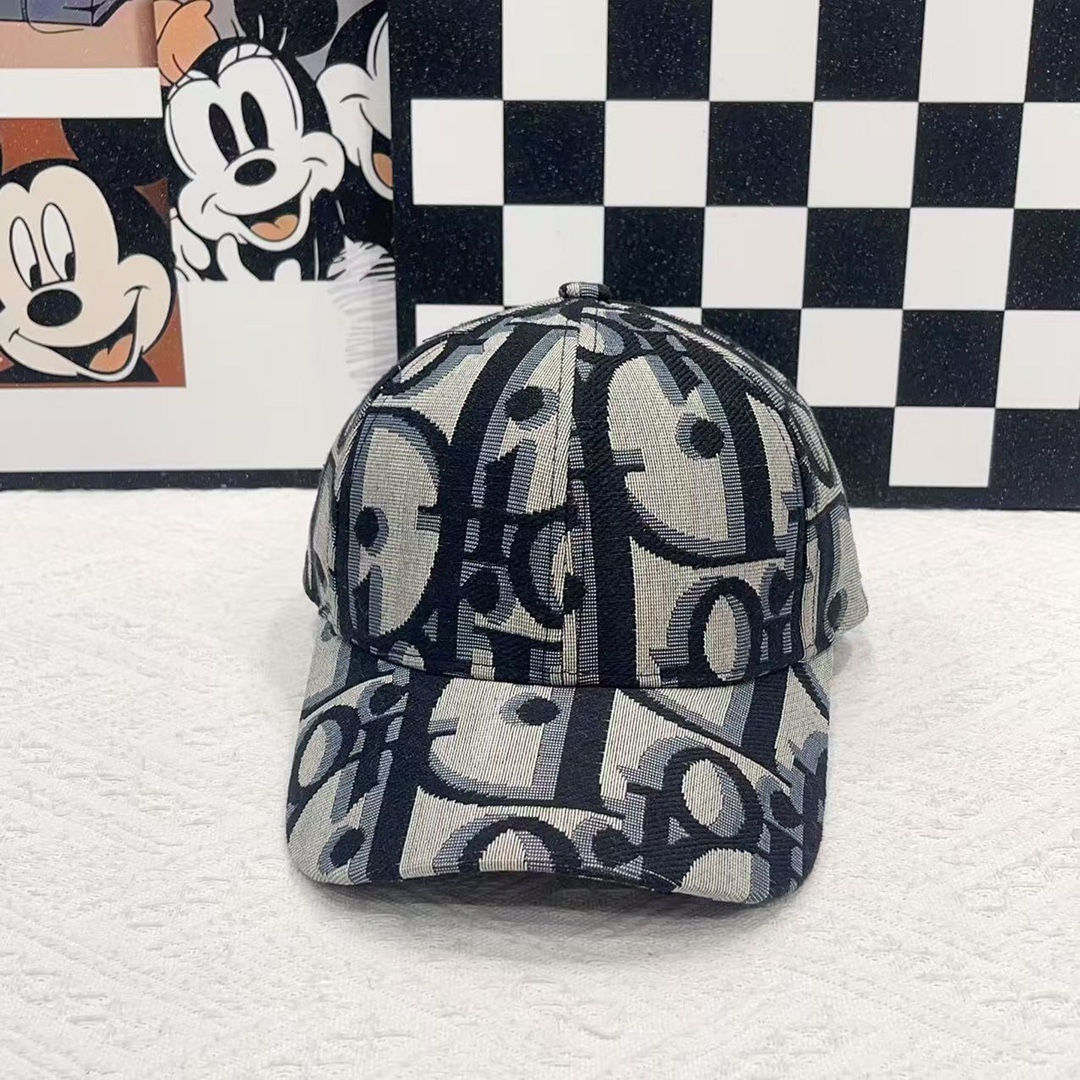 【DIOR迪奥】新款走量简约棒球帽🧢，新款出货，大牌款超好搭配，赶紧入手！