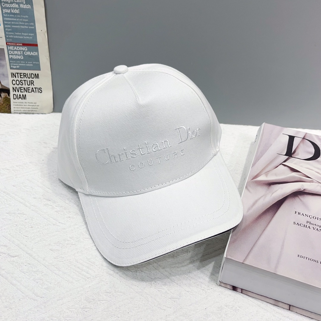 【DIOR迪奥】新款走量简约棒球帽🧢，新款出货，大牌款超好搭配，赶紧入手！