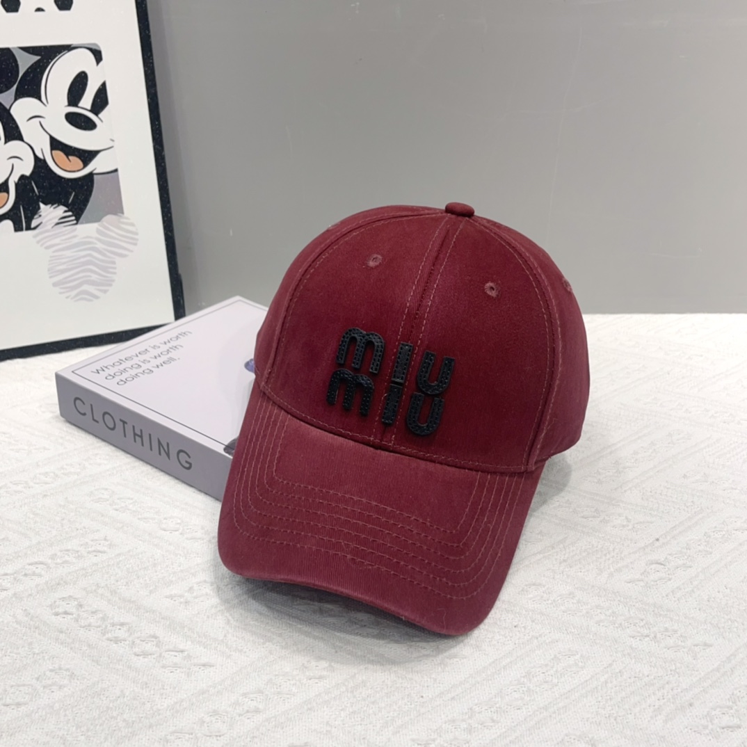  谬谬miumiu 原单春夏新款棒球帽，正品开模订制，原版做工细致质量超赞！