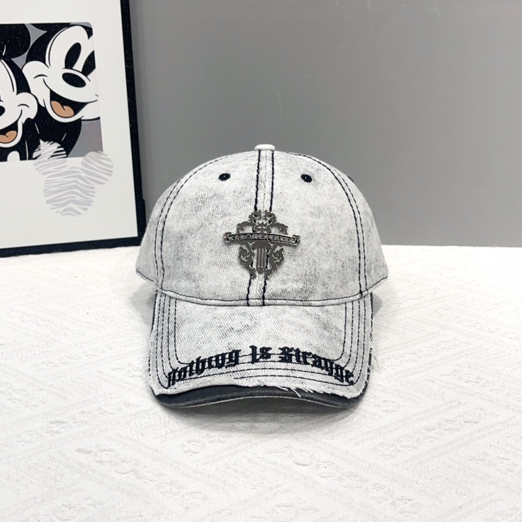  克罗心最新时尚前卫的休闲设计风格，戴上头就是这样好看看哦，做工精细，男女同款！