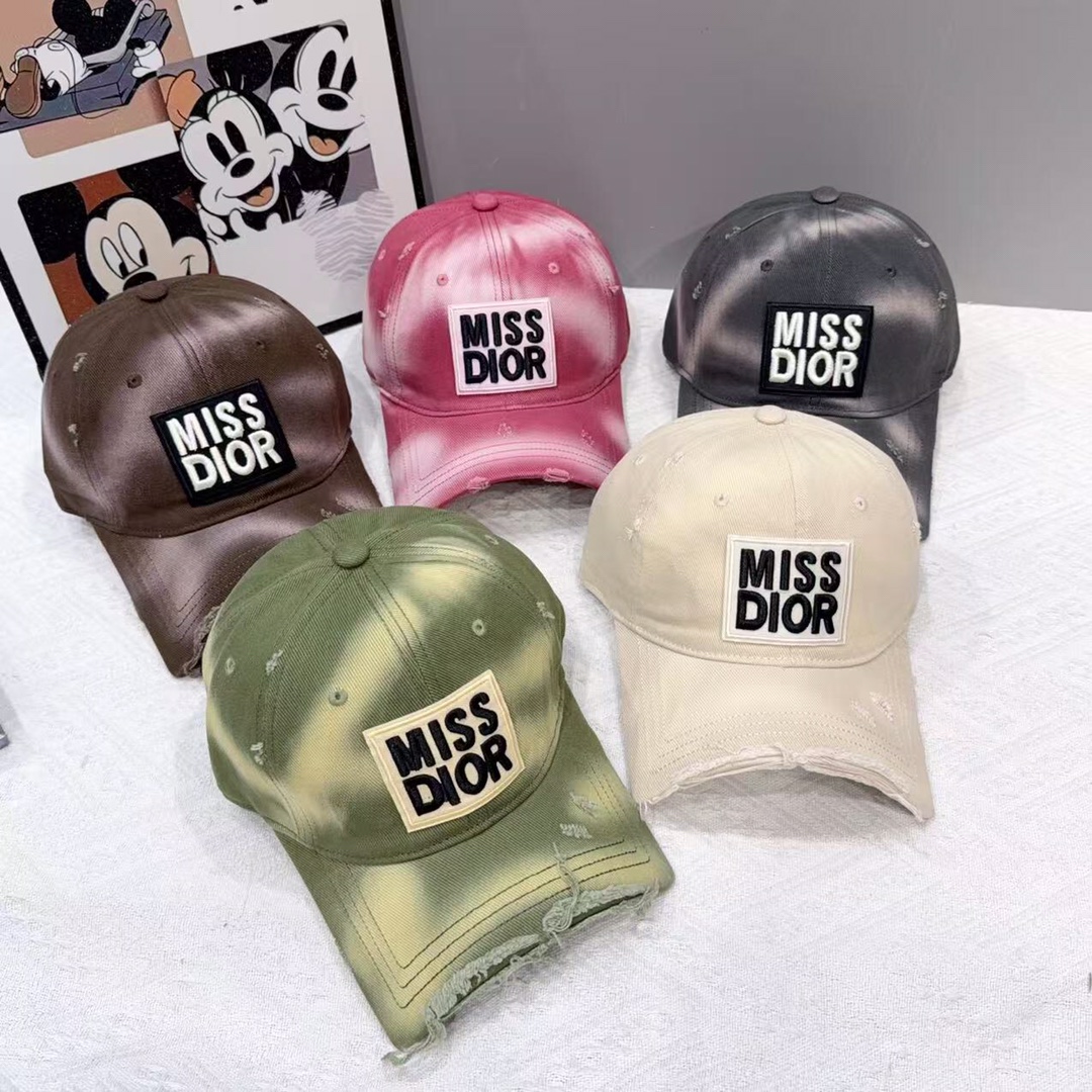 【DIOR迪奥】新款走量简约棒球帽🧢，新款出货，大牌款超好搭配，赶紧入手！