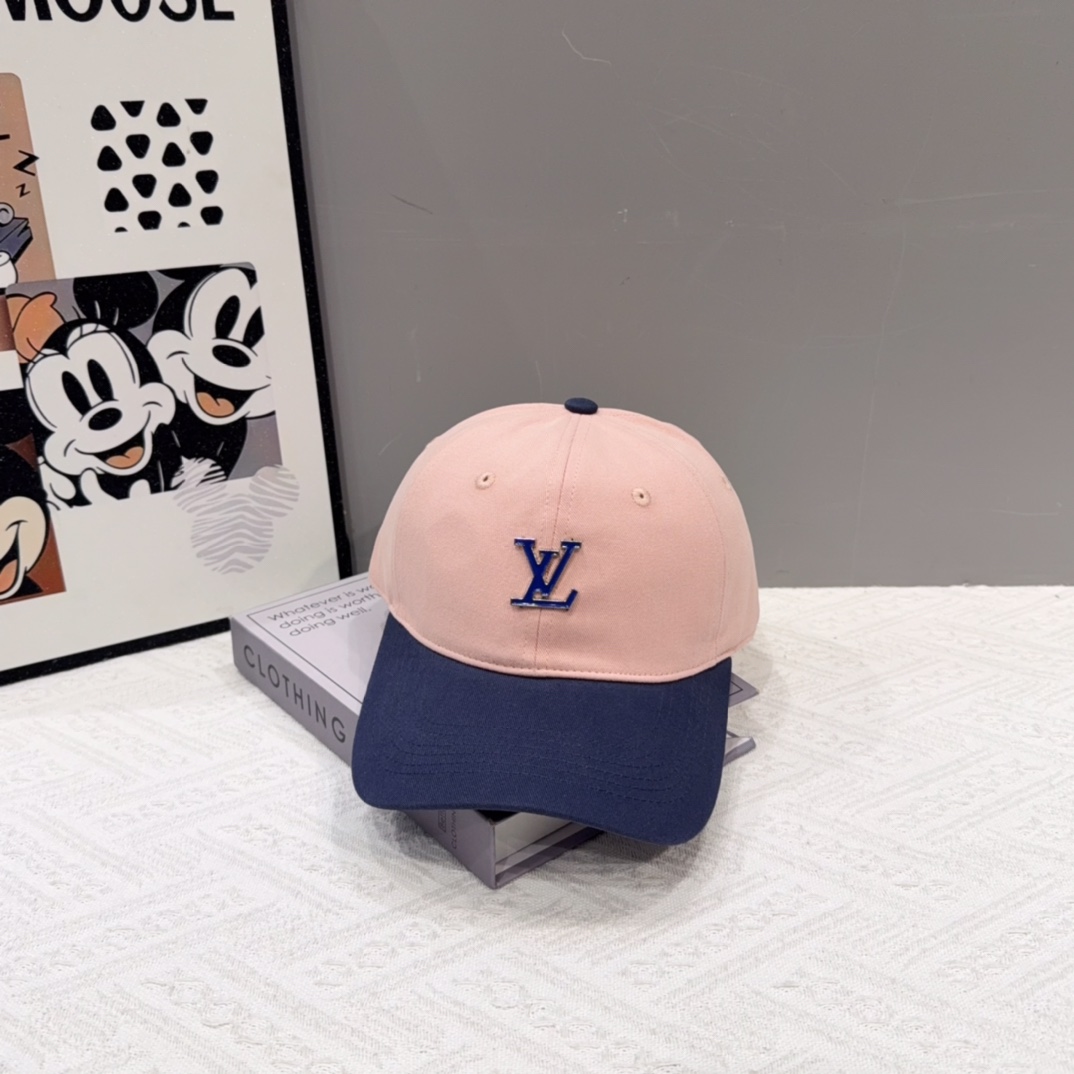 🧢路易威登棒球帽 LouisVuitton😍新款LV棒球帽，重工打造♥️高端大气，百搭款🤗男女通用！跑量