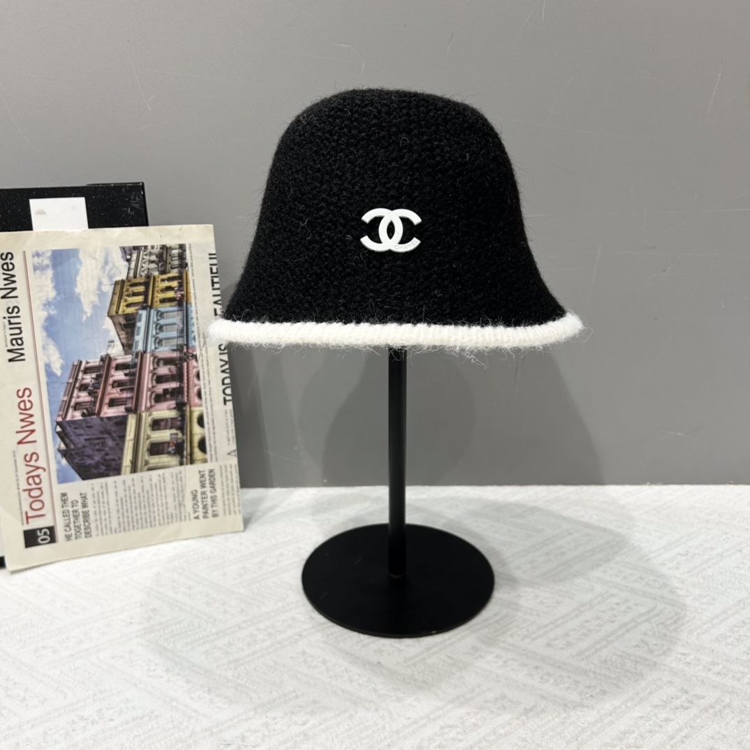  新款香奈儿，经典款