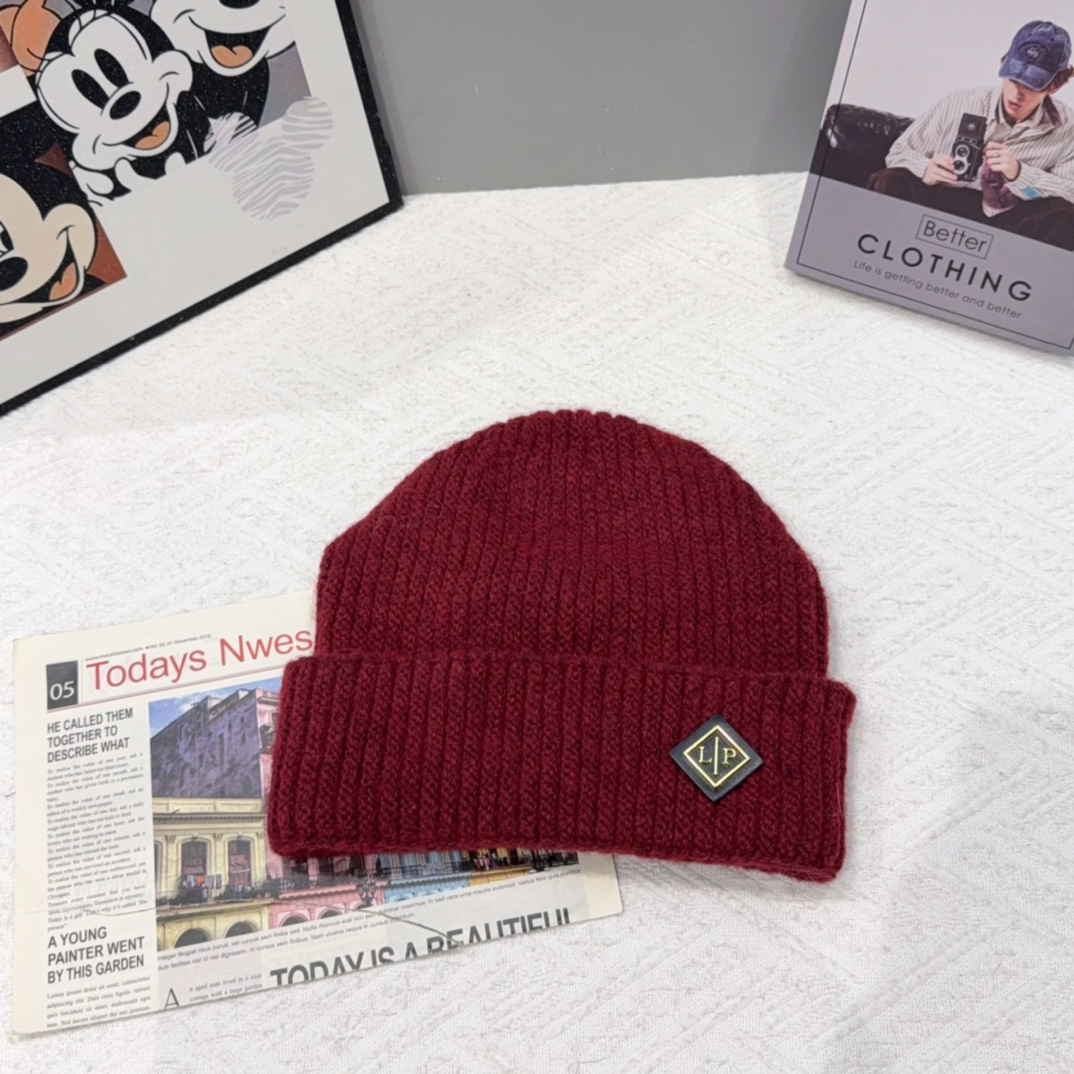 NO:552913,New Lp woolen hat, fisherman hat, baseball cap, knitted hat, hat, loro piana, espadrilles, hats19860909新款Lp 毛线帽帽子渔夫帽棒球帽针织帽,帽子,loro piana,espadrilles,hats,hat
