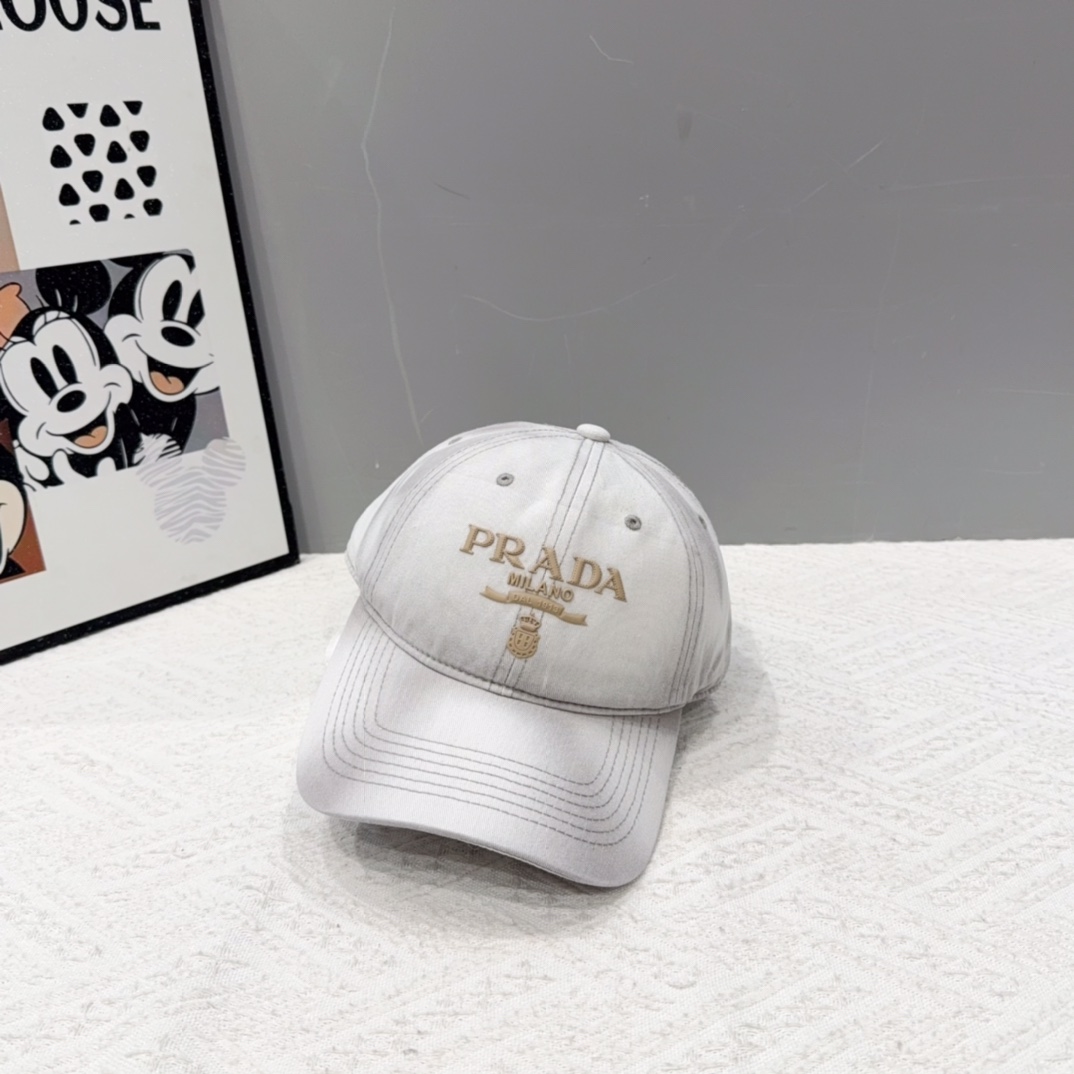 🎀Prada普拉达棒球帽🧢