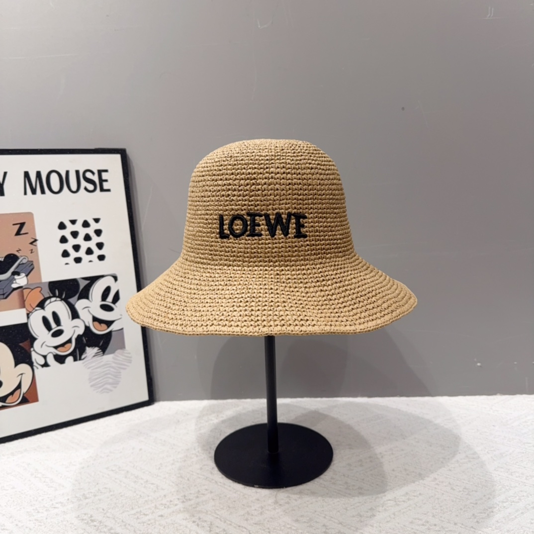 Loewe 草帽