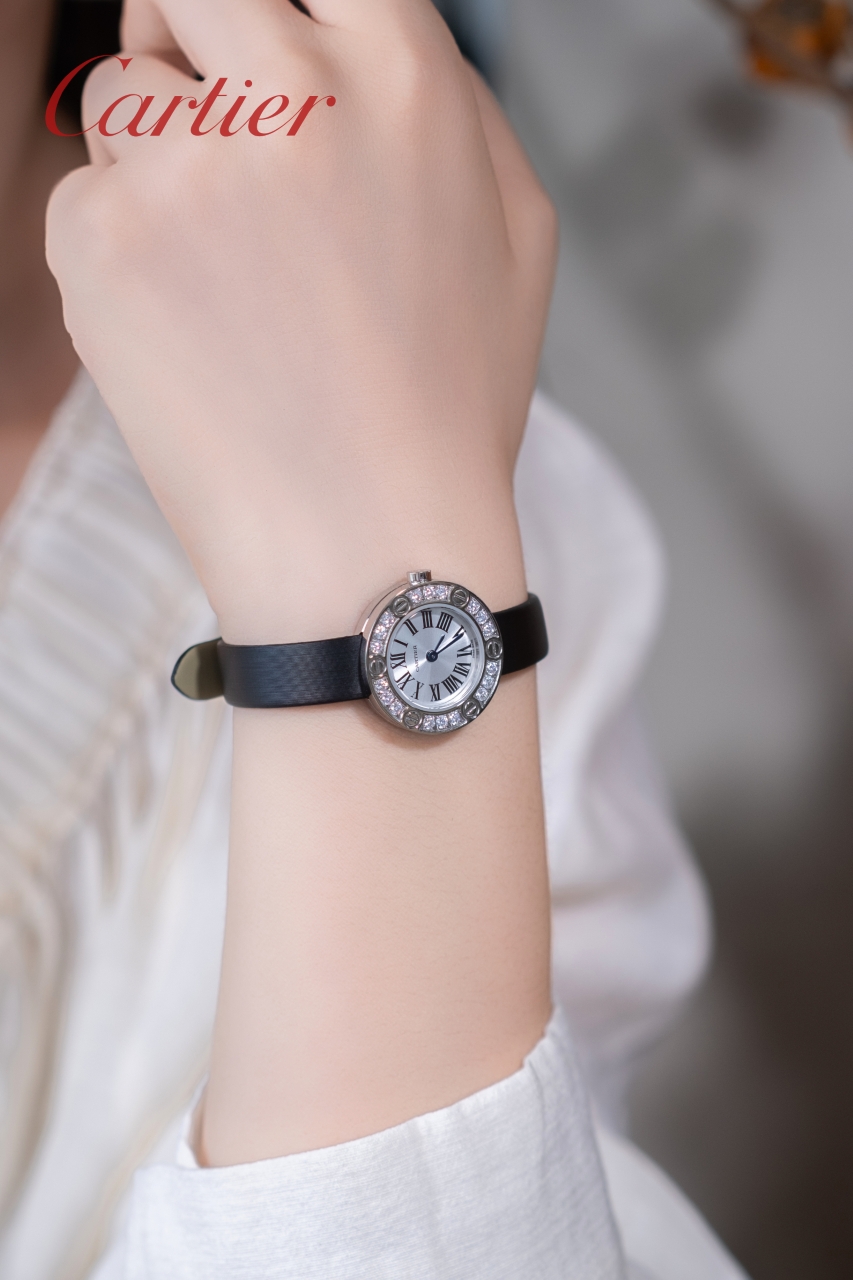 Cartier Love Watch rose gold case and bezel, silver dial, black leather strap 23mm Women's Quartz