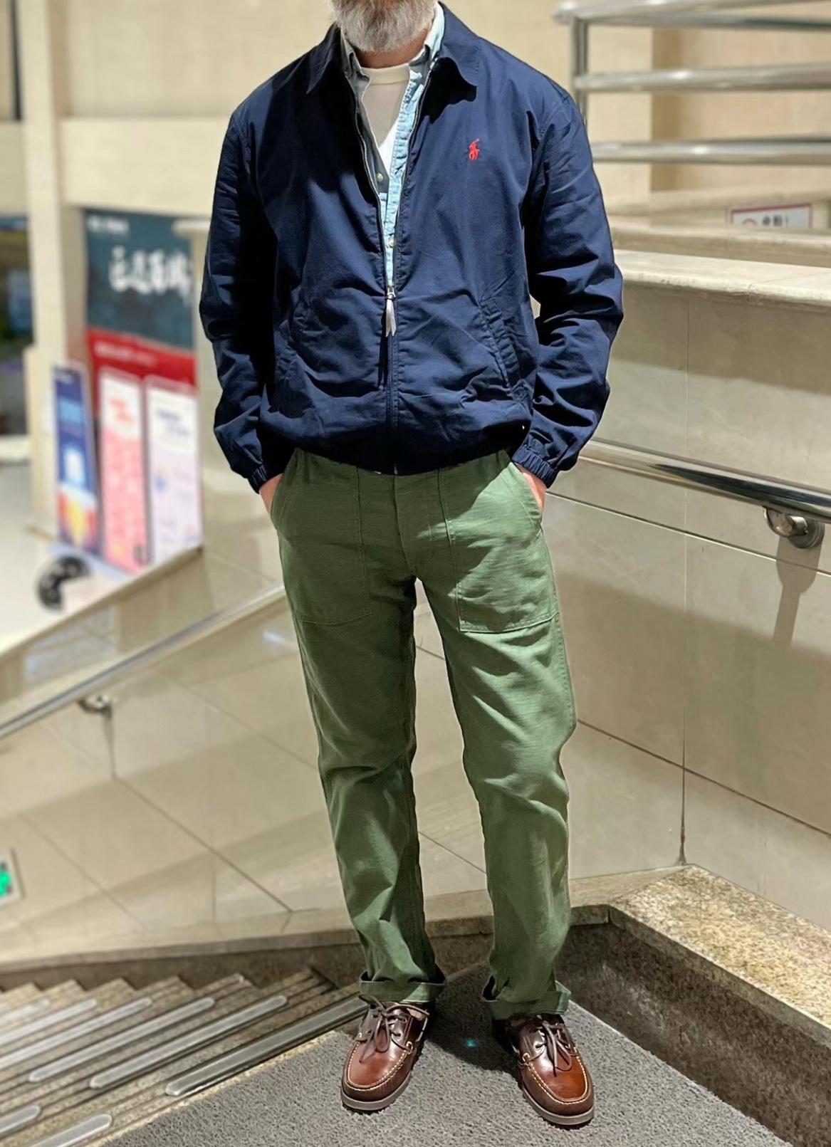 “Autumn Travel and Outdoor Business Management Tips by Ralph” - 图片 4