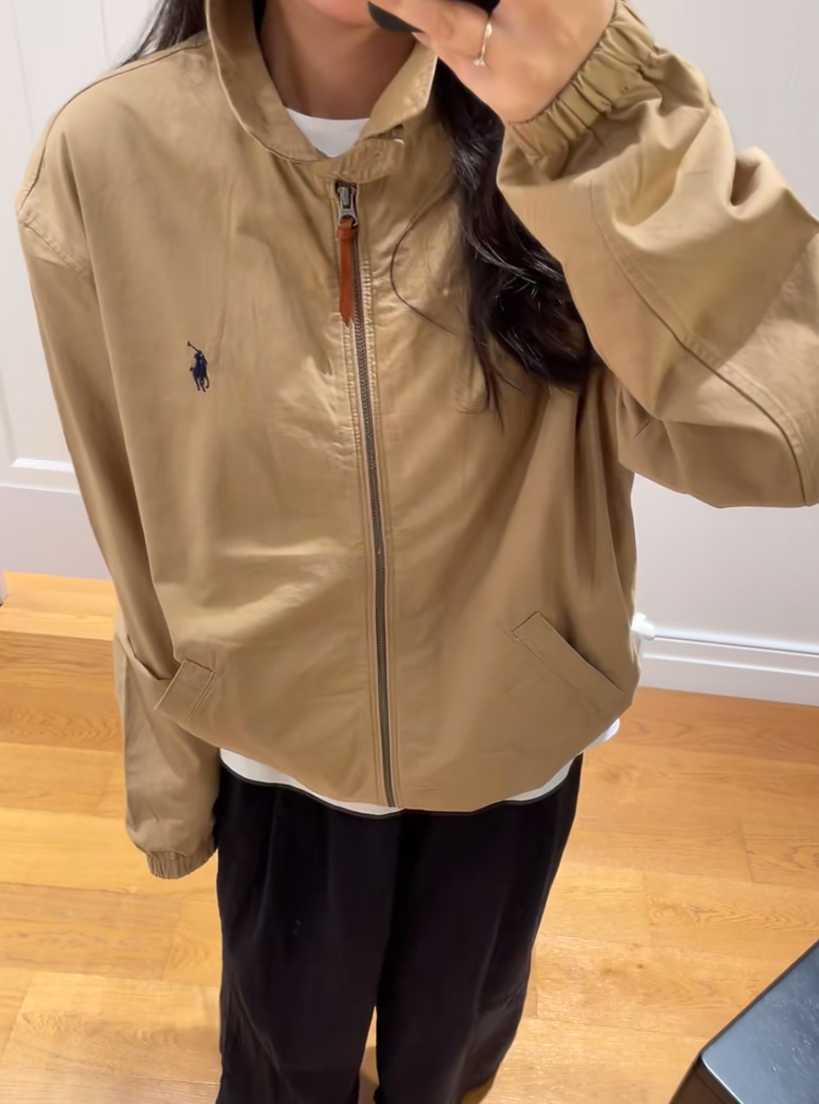 Stylish Raulen Jacket: Simple Design, Attention-Grabbing Focus for Autumn Closet - 图片 7