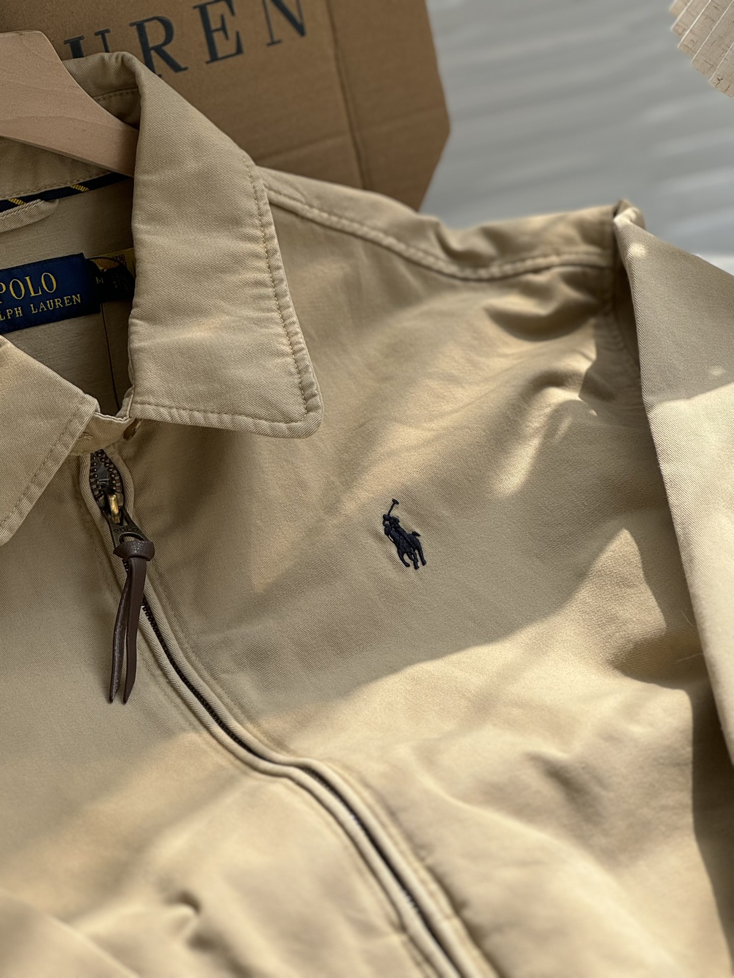 Ralph Lauren’s P744 Dress: The Ultimate One-Size-Fits-All Elegance - 图片 3