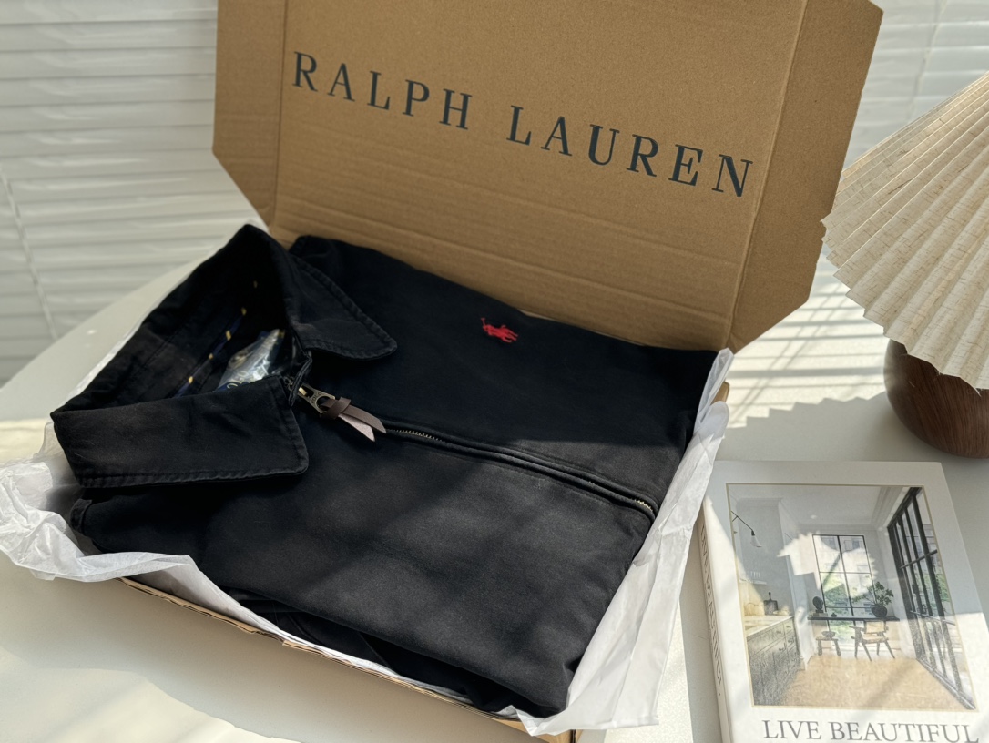 Luxurious and versatile one-size dress by Ralph Lauren for all occasions. - 图片 8