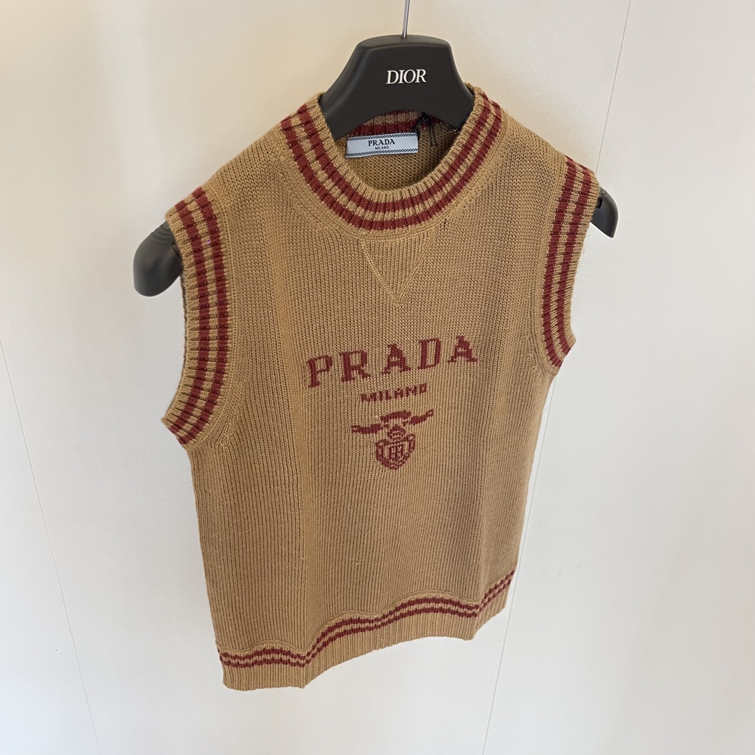 Prada Clothing Knit Sweater Tank Tops&Camis Waistcoats High Quality Replica Designer
 Cashmere Knitting Wool Fall Collection Vintage Long Sleeve