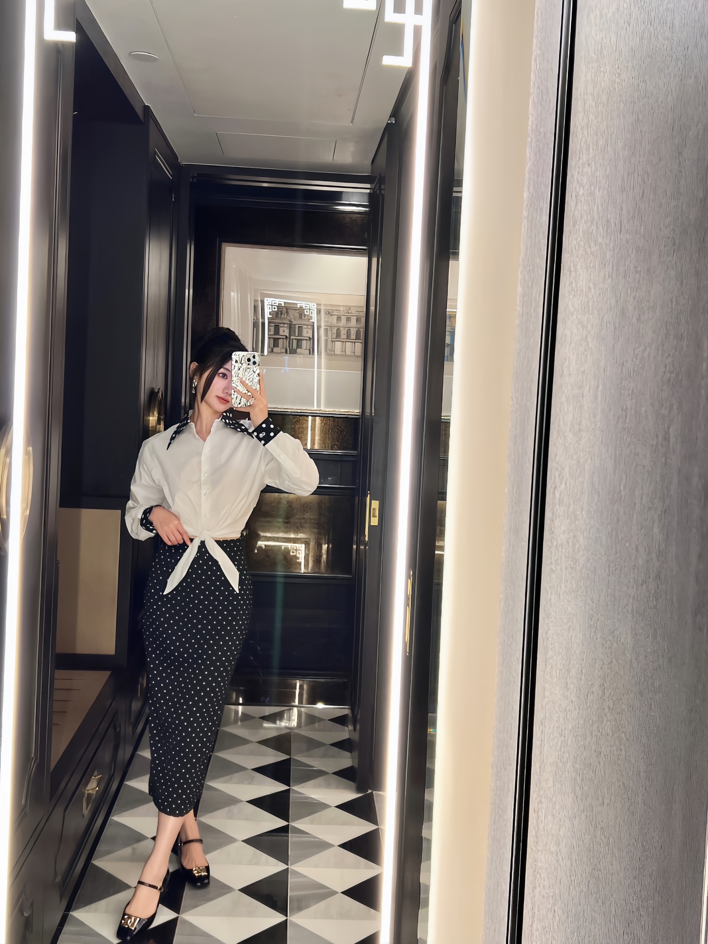 NO:336033,Silk satin black and white classic polka dot printed skirt!  m1 L16 XL15, skirts, real silk, alexander wang19860909真丝缎黑白经典波点印花半裙！m1 L16 XL15,,skirts,real silk,alexander wang,Women's clothing