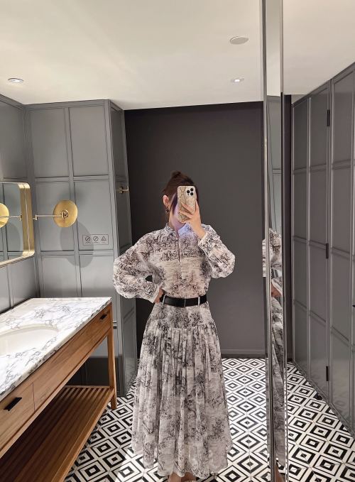 Dior 25 Spring/Summer Toile de Jouy Shirt and Skirt Set with Leather Belt 1 Dior 25 Spring/Summer Toile de Jouy Shirt and Skirt Set with Leather Belt