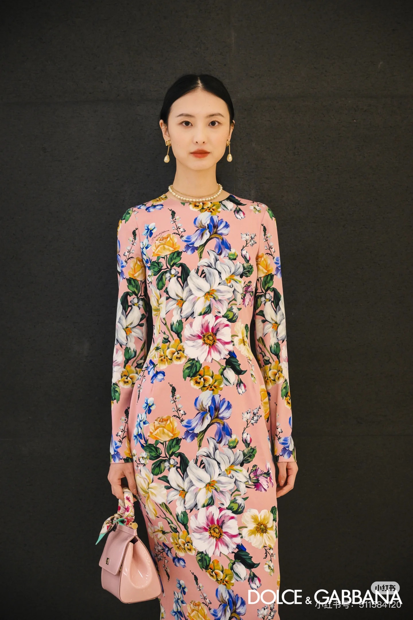 26春夏新品❤️印花连衣裙！粉色优雅现货36-38-40-42