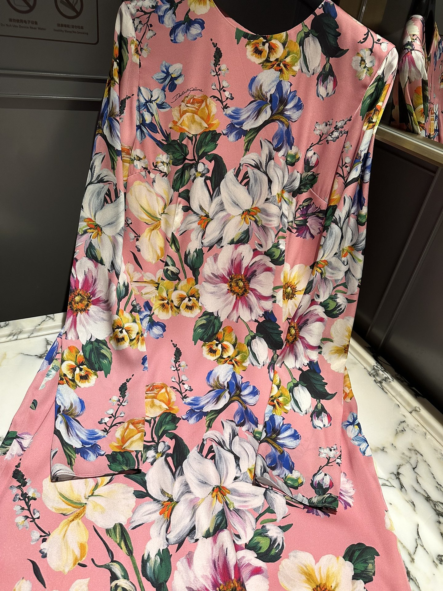 26春夏新品❤️印花连衣裙！粉色优雅现货36-38-40-42