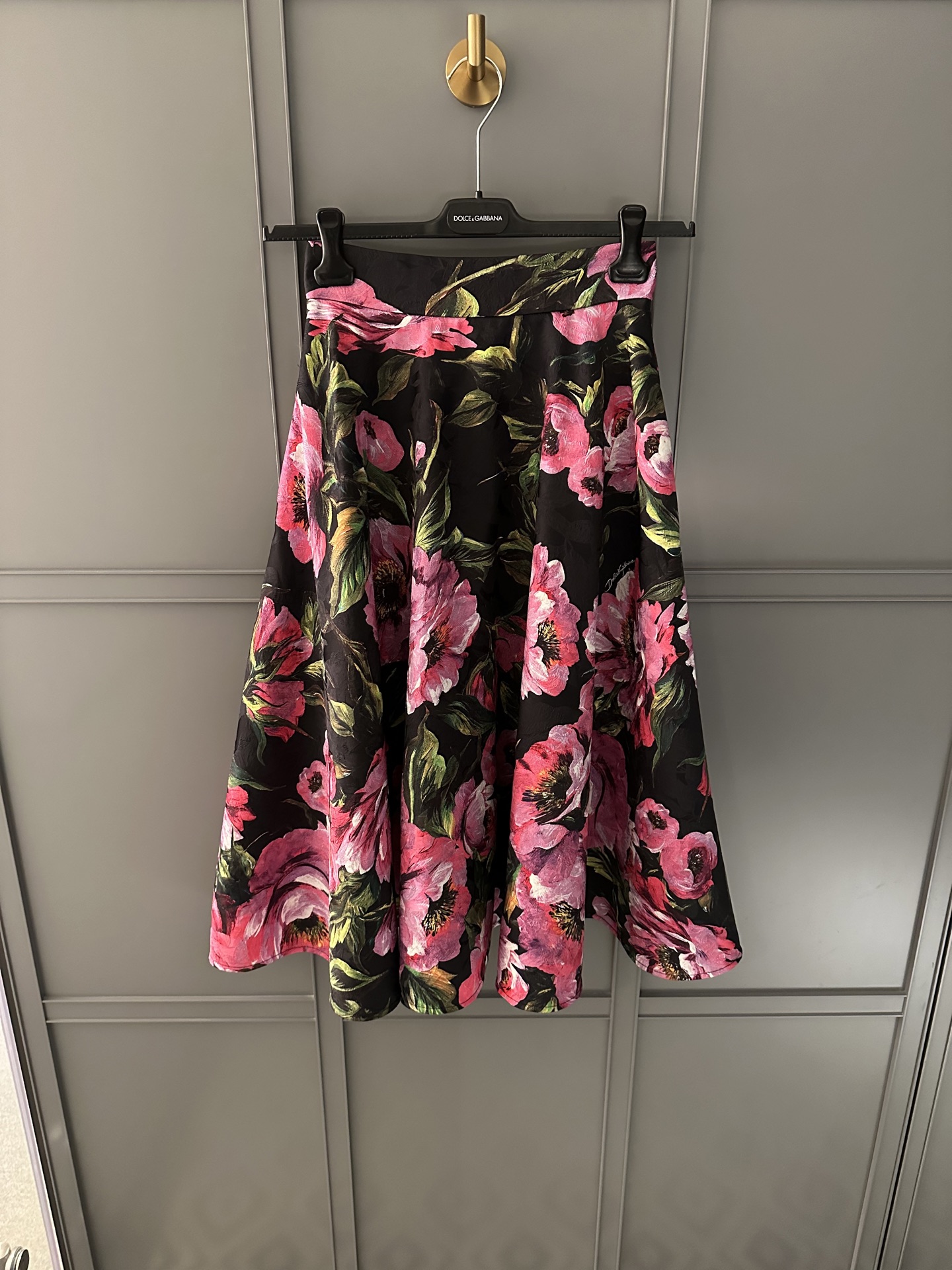 NO:315906,25 Spring and Summer New Jacquard Printed Skirt Digital Direct-Spray Positioning Print!  In the silk!  Bright colors!  The amount is large and the amount is large!  Spot 36-38-40-42,,skirts,real silk,alexander wang1986090925春夏新款提花印花半裙数码直喷定位印花！真丝里寸！颜色鲜亮！用量大摆大！现货36-38-40-42,,skirts,real silk,alexander wang,Women's clothing
