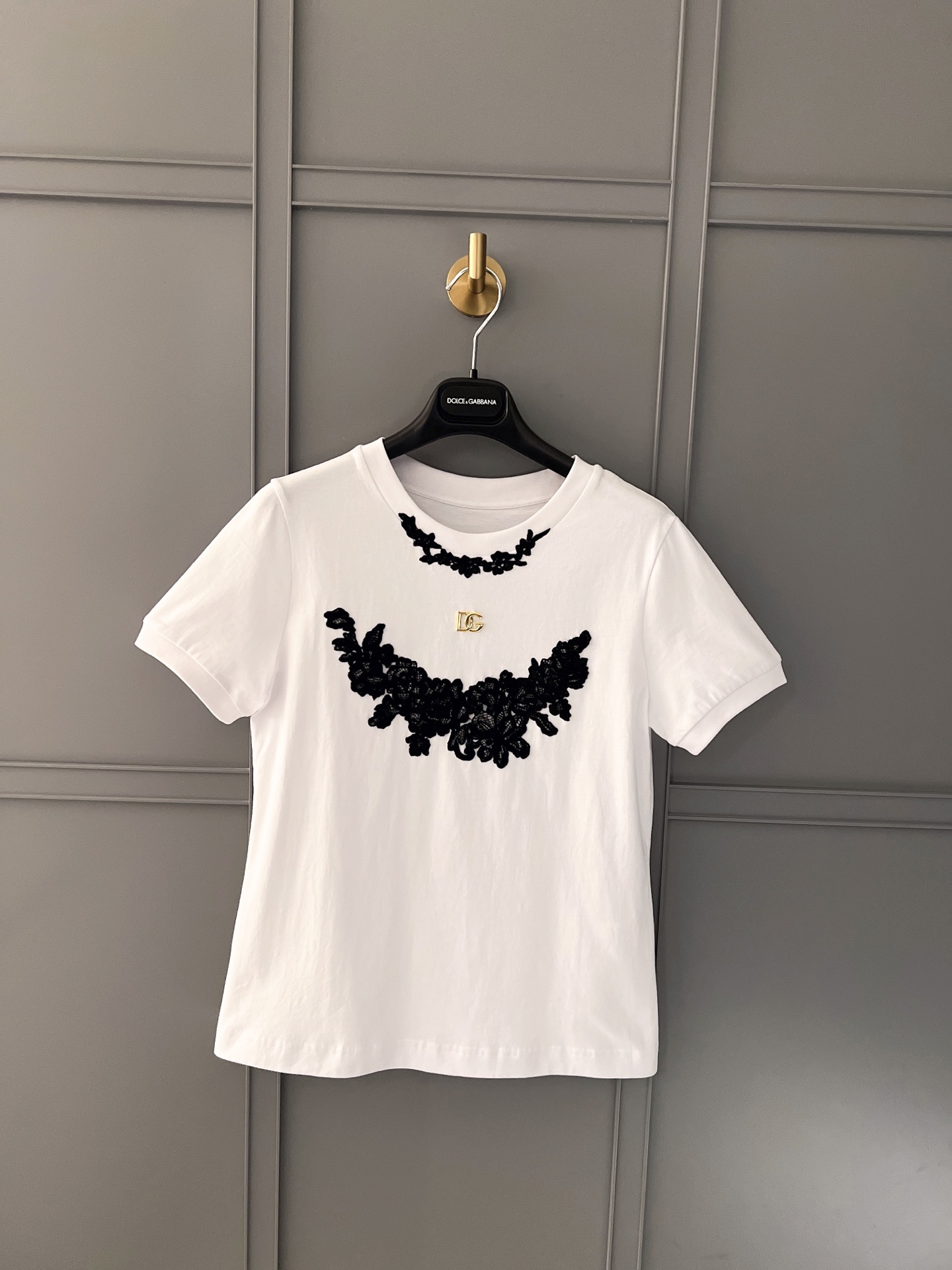 NO:314538,Spring and summer new black and white two-color T-paste water-soluble embroidery style spot 36-38-40-4290260,,alexander wang19860909春夏新款黑白两色T桖水溶绣花款现货36-38-40-4290260,,alexander wang,Women's clothing