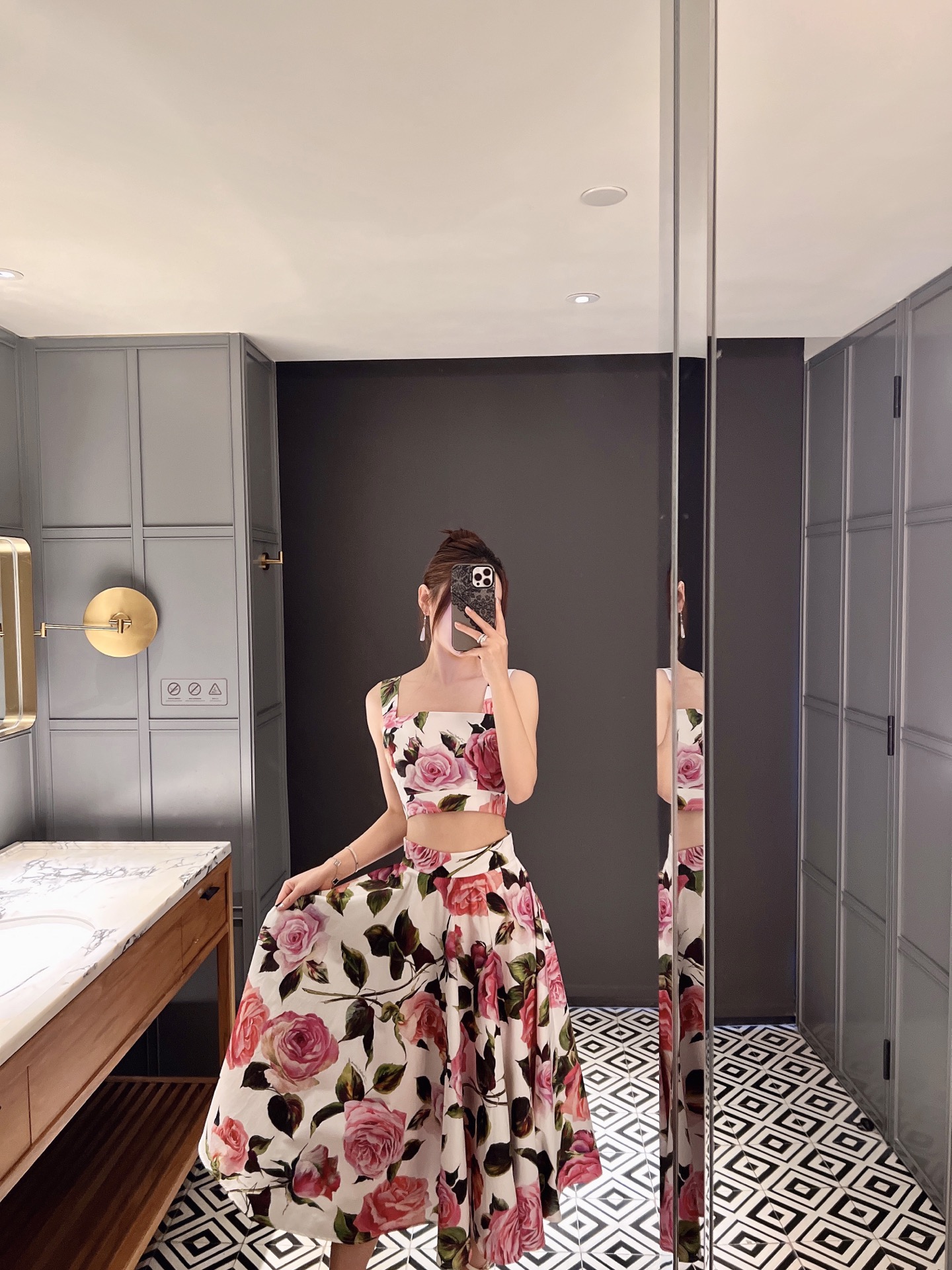 NO:315145,There are all new spring and summer styles for vest skirts!  36-38-40-42,,skirts,alexander wang19860909背心半裙春夏新款一套都有！36-38-40-42,,skirts,alexander wang,Women's clothing