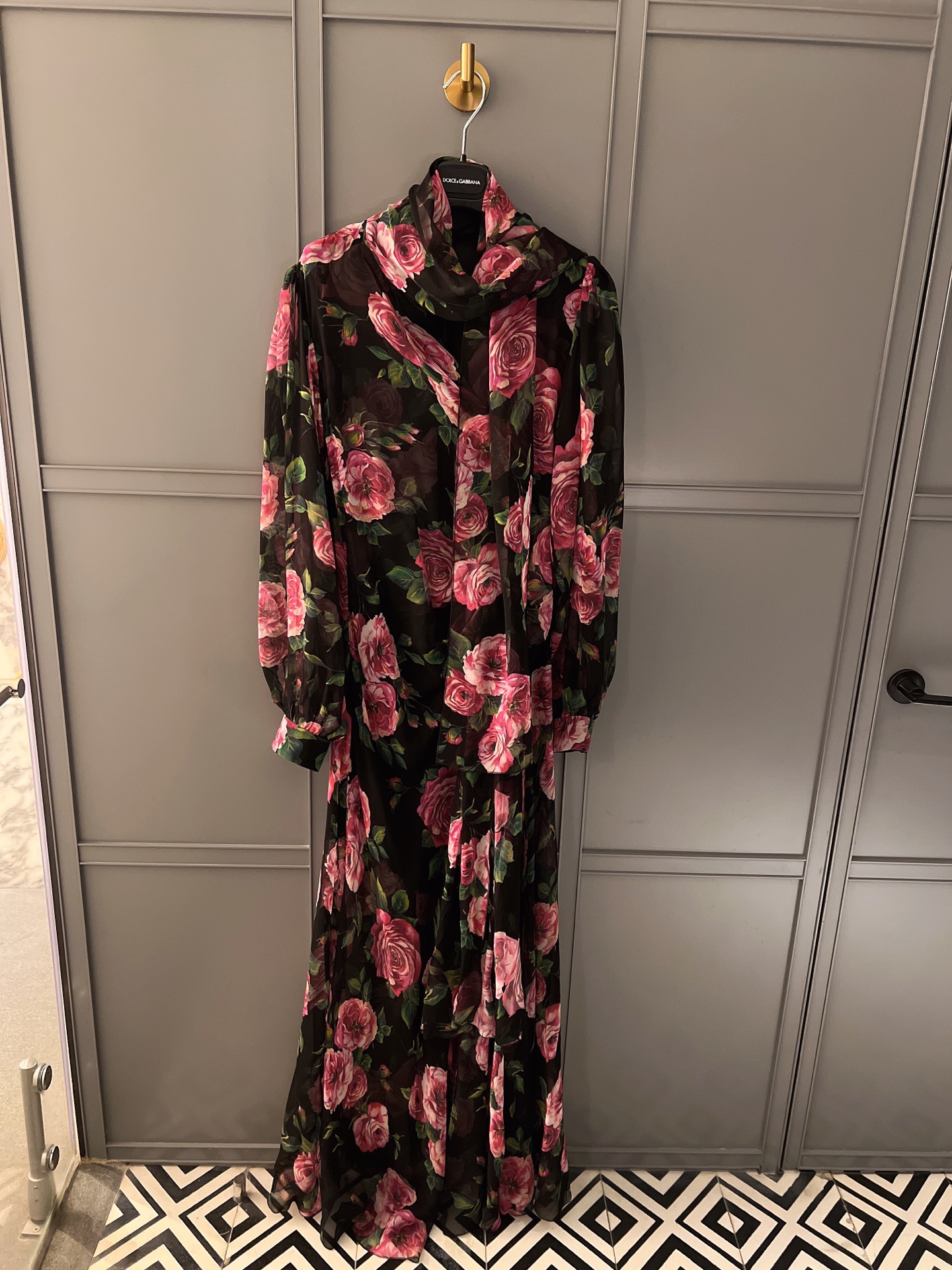 NO:308468,New long silk-print dress for spring and summer 25!  Goddess style!  High-quality and elegant spot 36-38, skirts, real silk, alexander wang1986090925春夏新品长款真丝印花连衣裙！女神范！显高显气质现货36-38,,skirts,real silk,alexander wang,Women's clothing