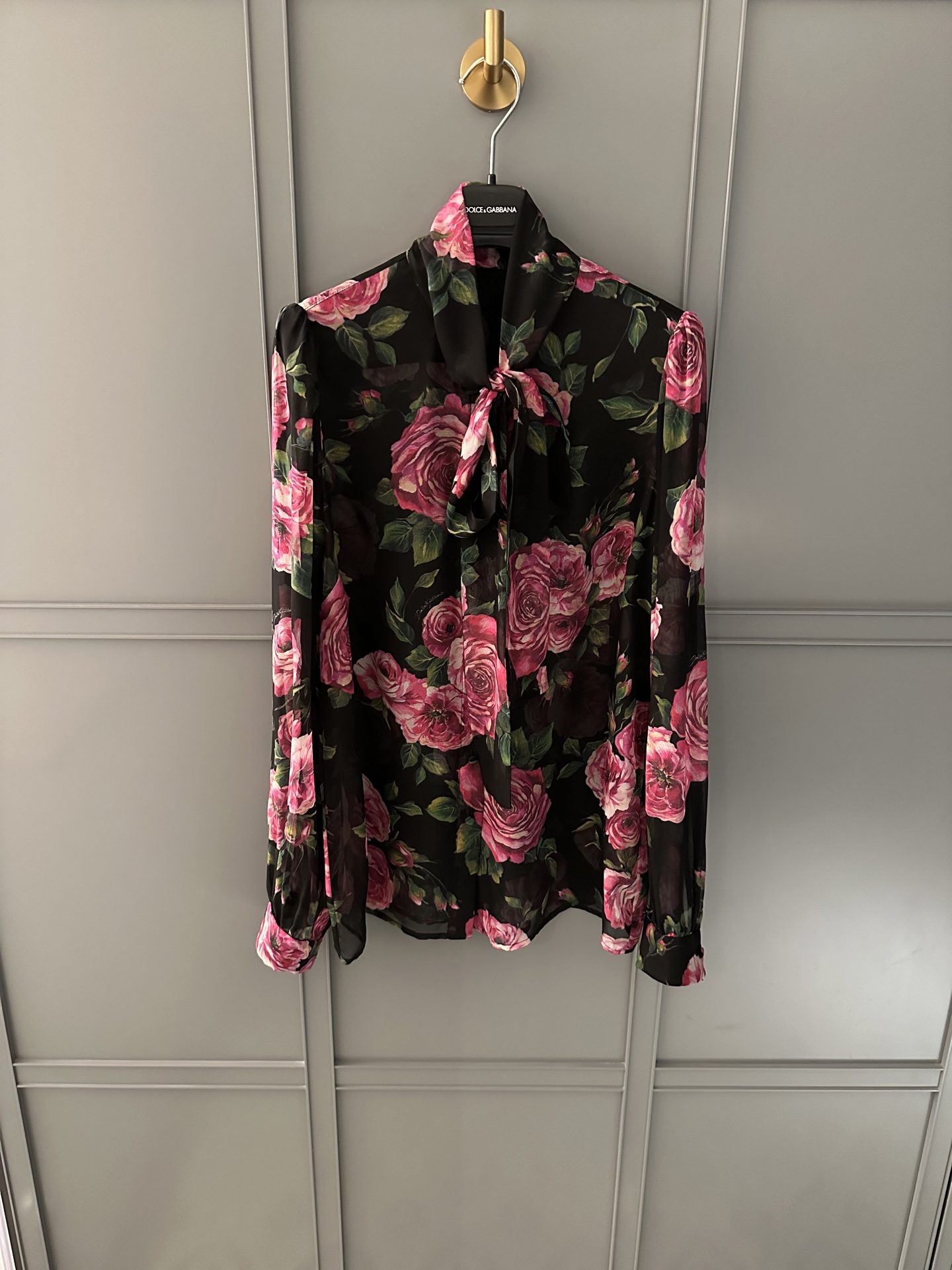 NO:308462,New spring and summer silk-print shirt!  Restore flowers spot 36-38-40-42, real silk, alexander wang19860909春夏新款真丝印花衬衣！还原花现货36-38-40-42,,real silk,alexander wang,Women's clothing