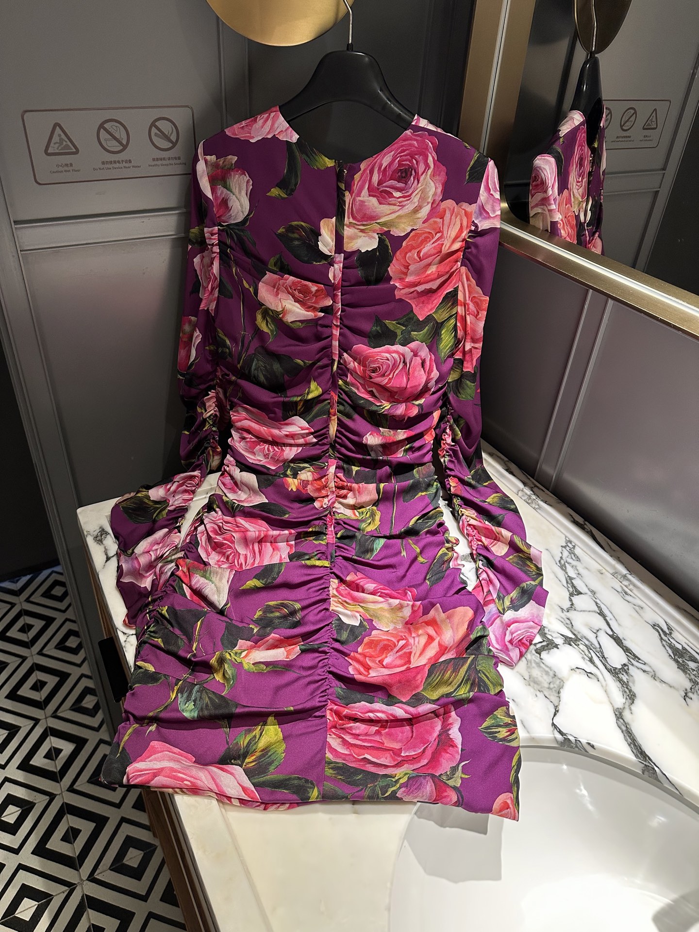 26春夏新款❤️收腰显瘦！真丝弹力缎面料！颜色非常春夏耐看！36-38-40-42