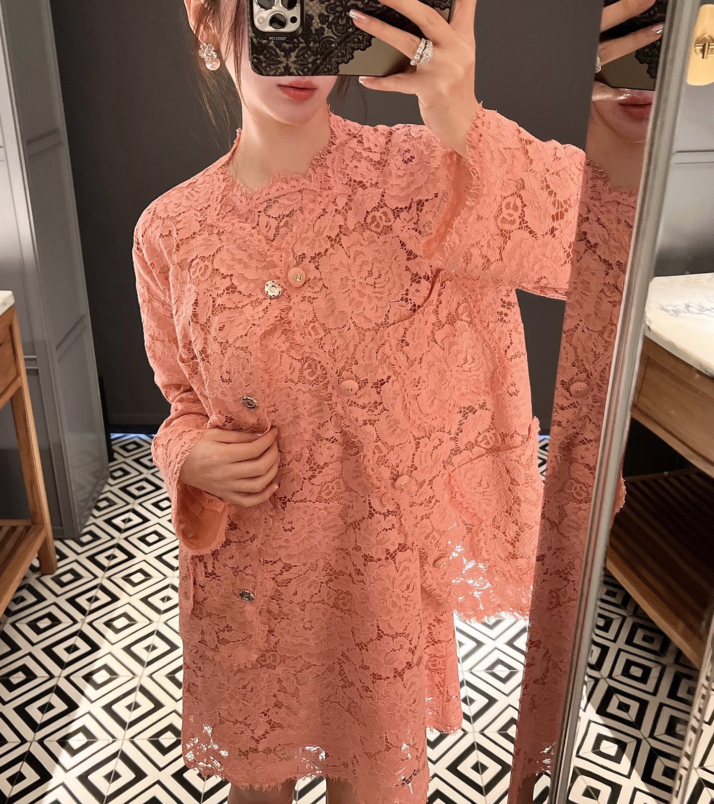 NO:483879,New spring and summer lace logo dress!  Fixed dye fabric spot 36-38-40-42p, skirts, alexander wang19860909春夏新品蕾丝logo连衣裙！定染面料现货36-38-40-42p,,skirts,alexander wang,Women's clothing