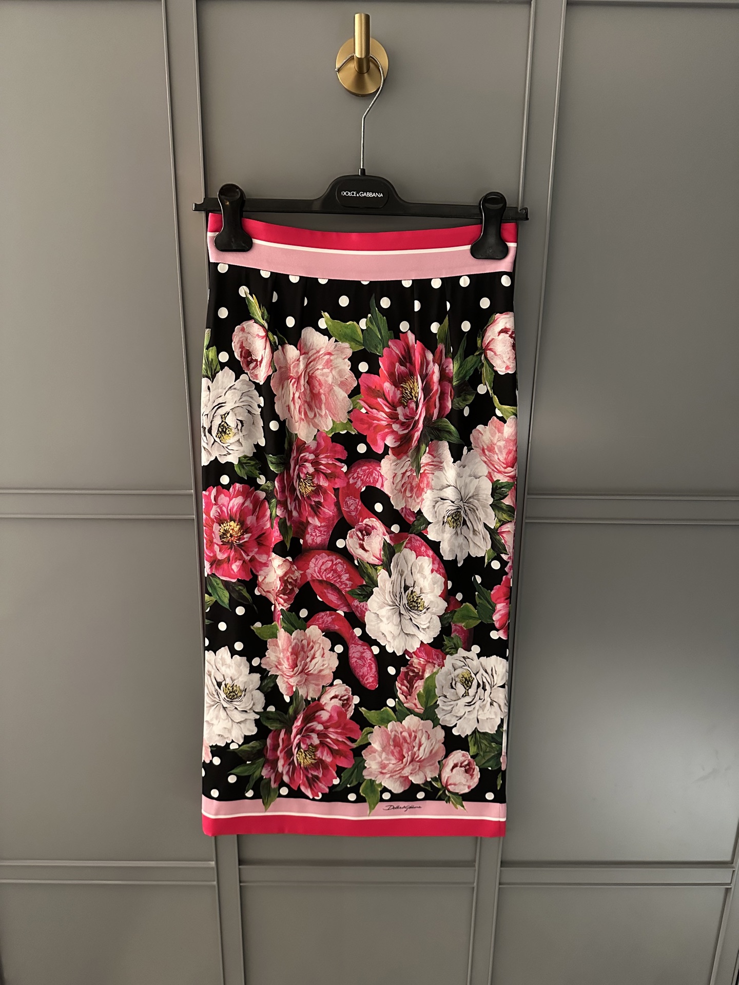 NO:320267,Shirt 749 skirt 649 early spring new year of snake series 19mm silk double bridge fabric set, skirts, real silk, alexander wang19860909衬衣749 半裙649早春新款蛇年系列 19mm真丝双桥面料套装 一套都,,skirts,real silk,alexander wang,Women's clothing