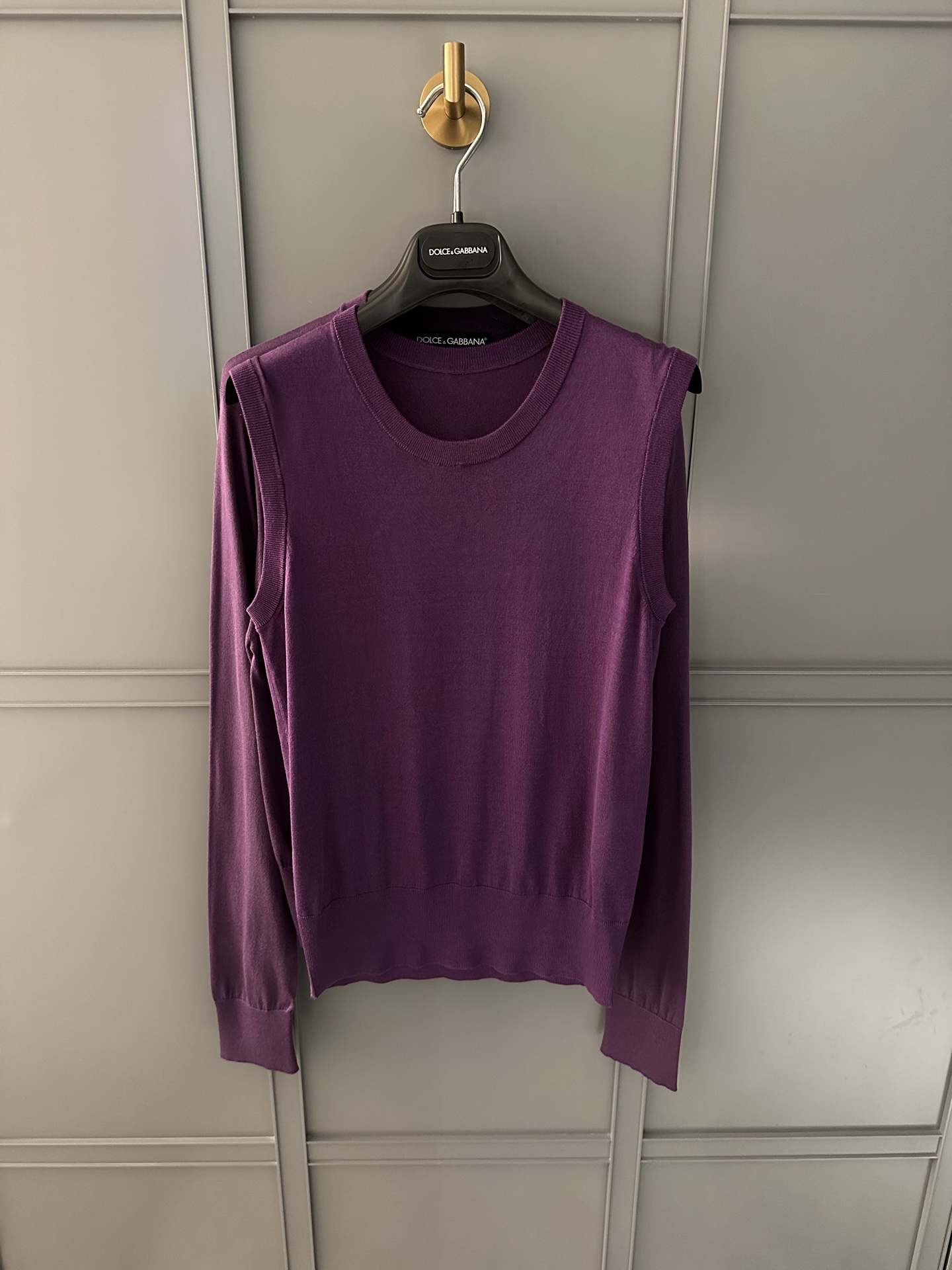 NO:321441,42 jacket vest spring and summer new silk yarn fabric two-piece set!  And make white coats!  Purple made a vest and jacket two-piece set!  All the flowers are handmade!  Schedule orders for shipments 36-38-40-42,,jackets & coats,real silk,alexander wang1986090942外套背心春夏新款真丝纱线面料两件套！还有做白色外套！紫色就做了背心和外套两件套！花朵全手工！排单5天出货36-38-40-42,,jackets & coats,real silk,alexander wang,Women's clothing