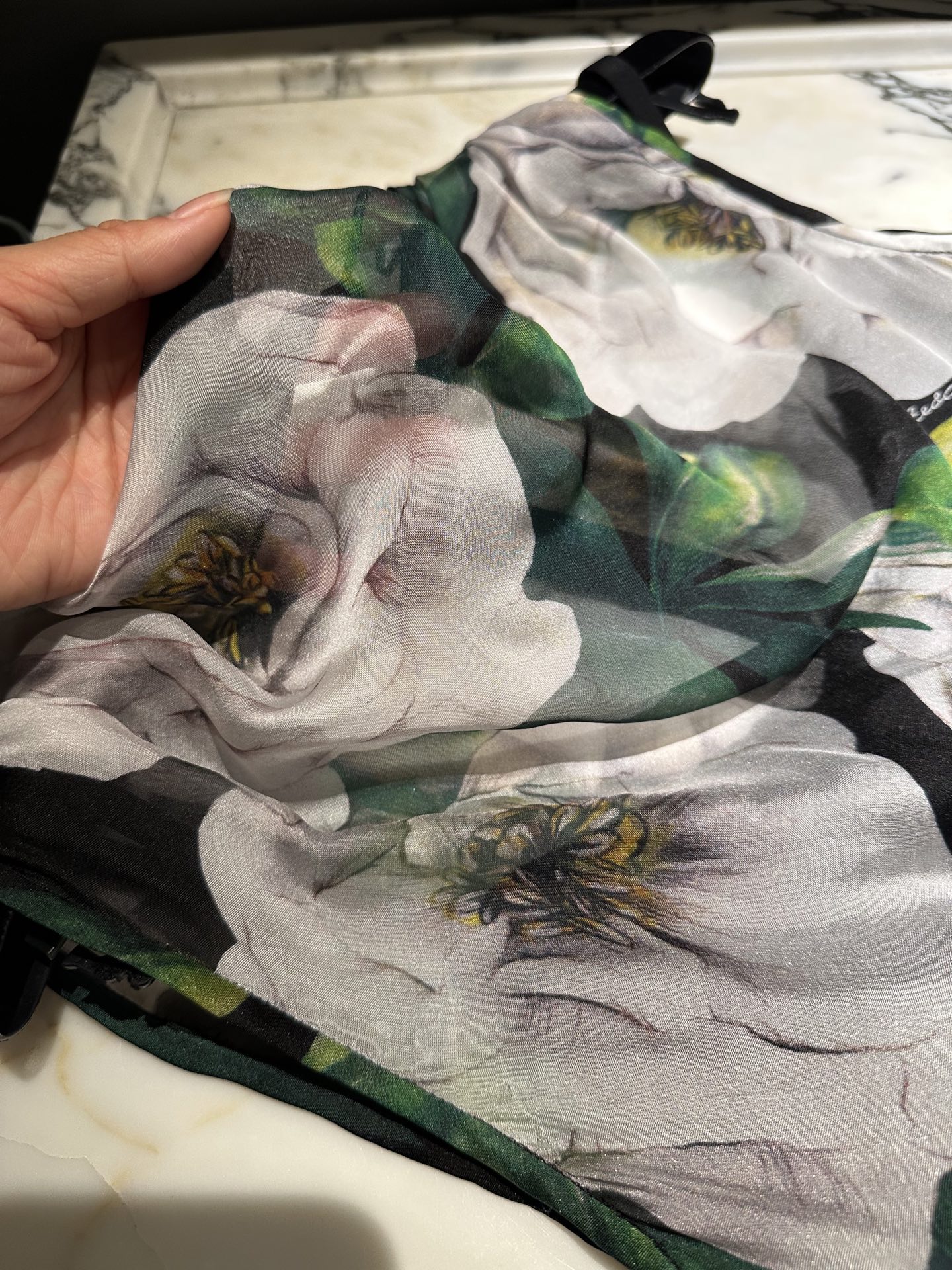 26春夏新品❤️真丝牡丹花连衣裙！里外真丝面料🎆这款面料很薄很飘逸！干洗打理！36-38-40-42