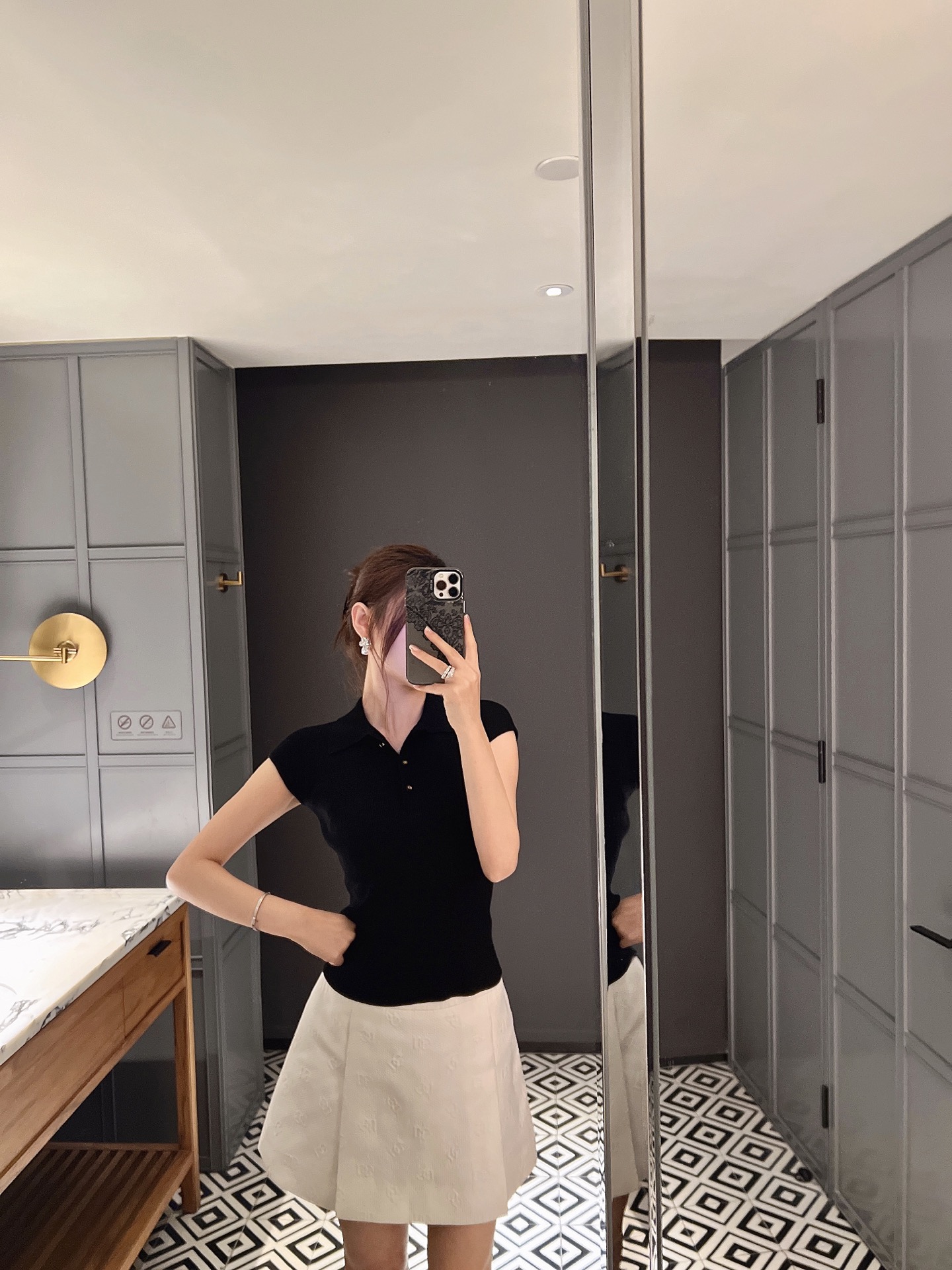 NO:326370,New knitted sweaters in spring and summer 25!  A versatile style!  High elasticity!  Soft and skin-friendly 36-38-40-42,,alexander wang1986090925春夏新品针织毛衫！百搭款！弹力大！手感柔软亲肤排单36-38-40-42,,alexander wang,Women's clothing