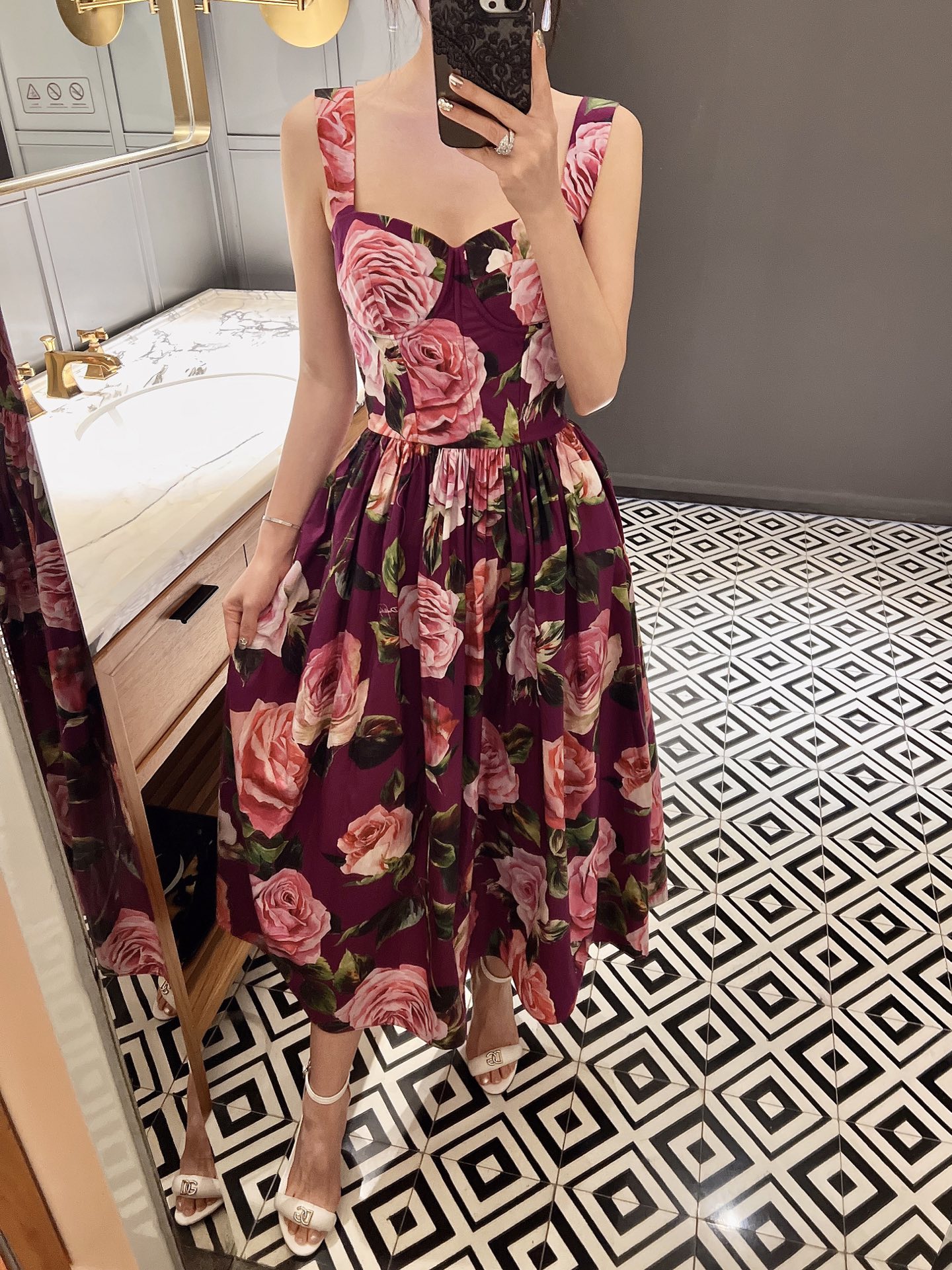 NO:328295,New spring and summer product positioning flower suspender dress!  Spot 36-38-40-42,,skirts,alexander wang19860909春夏新品定位花吊带连衣裙！现货36-38-40-42,,skirts,alexander wang,Women's clothing