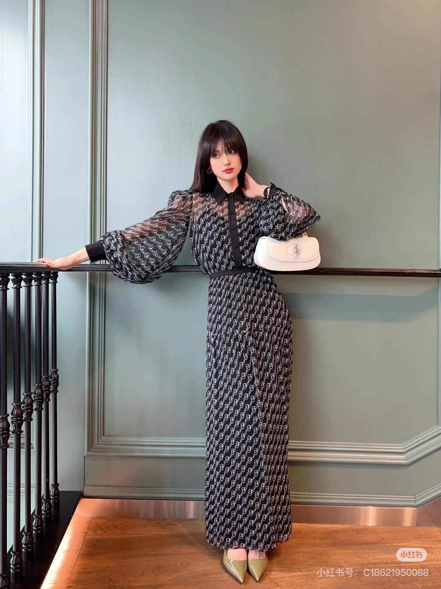 NO:328305,New silk rain fabrics in spring and summer!  Silk fabric inside and outside!  Materials are large in stock 26-38-40-42 tops, real silk, alexander wang19860909春夏新品真丝顺雨面料！里外都是真丝面料！用料大现货26-38-40-42上衣,,real silk,alexander wang,Women's clothing