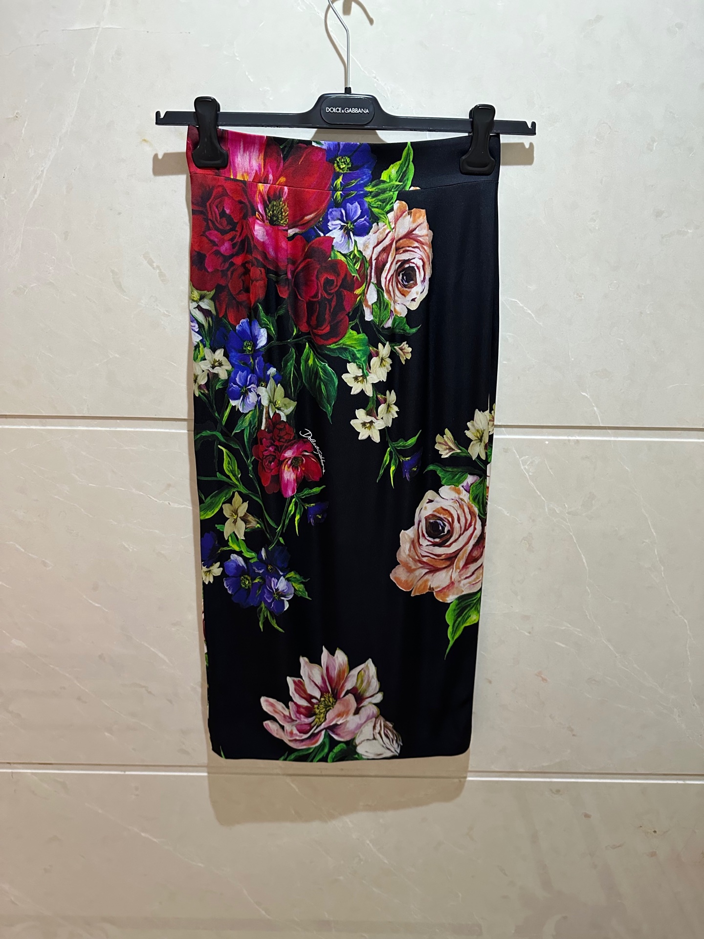 NO:416655,New silk satin skirt in spring and summer!  Positioning printing!  Spot 36-38-40-42,,skirts,real silk,alexander wang19860909春夏新品真丝缎面料半裙！定位印花！现货36-38-40-42,,skirts,real silk,alexander wang,Women's clothing
