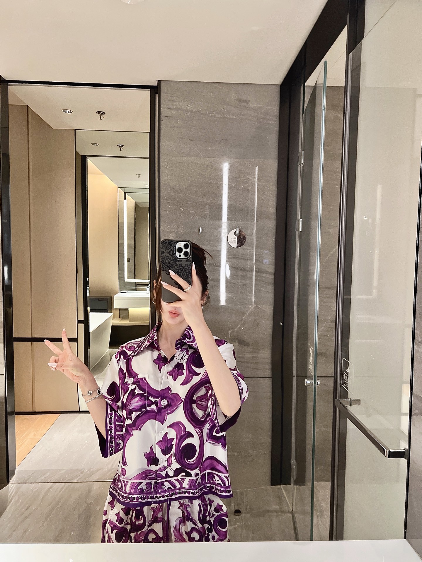NO:431154,New purple series silk printing set for early autumn!  Spot 36-38-40-42 Shorts, shorts, real silk, alexander wang19860909早秋新品紫色系列真丝印花套装！现货36-38-40-42 短裤,,shorts,real silk,alexander wang,Women's clothing