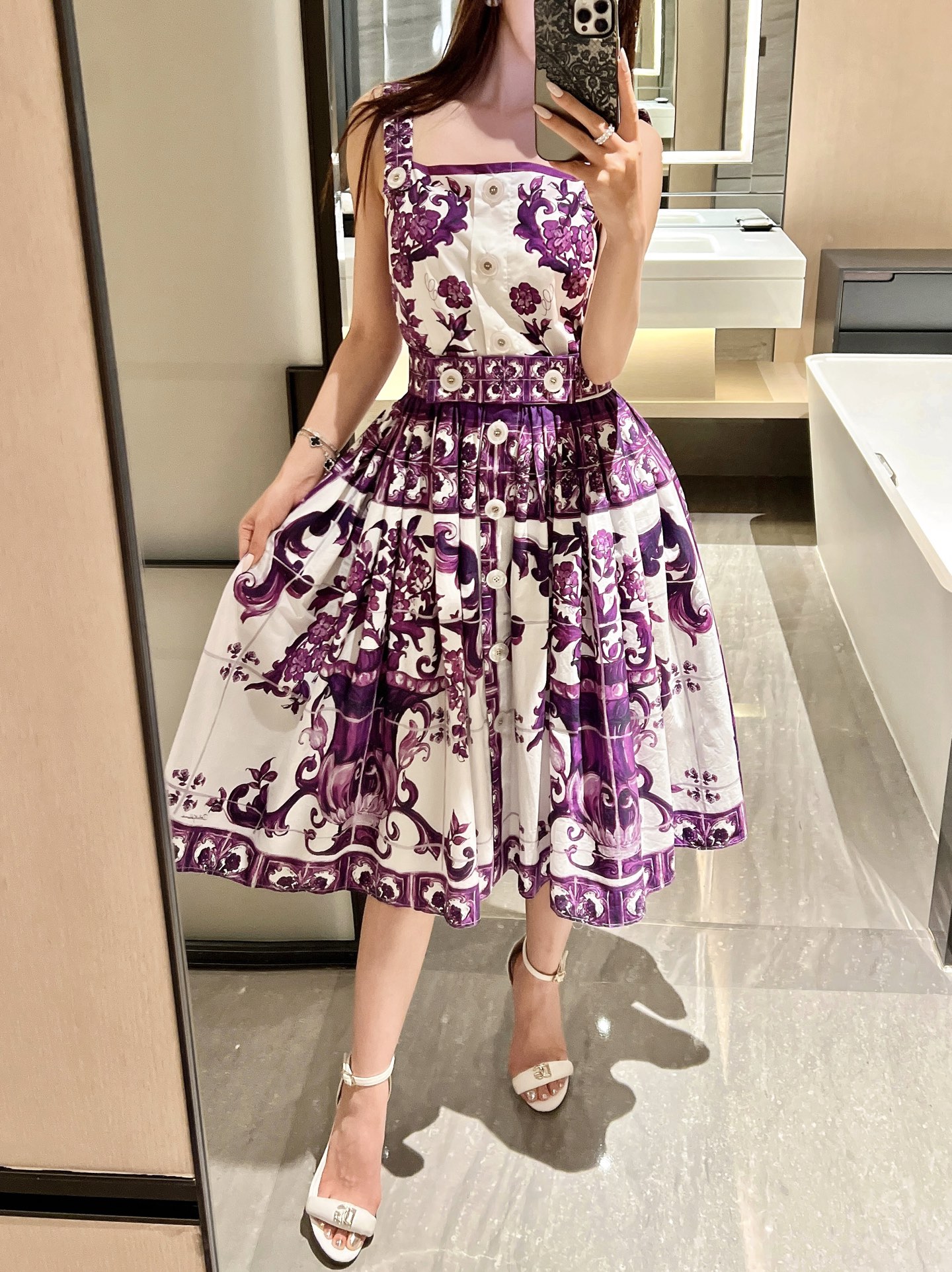 NO:431844,New purple series in early autumn!  Not low-quality products made by looking at pictures!  Higher version!  Schedule a single week 36-38-40-42,,alexander wang19860909早秋新款紫色系列！不是看图做的low货！高版本！排单一周36-38-40-42,,alexander wang,Women's clothing