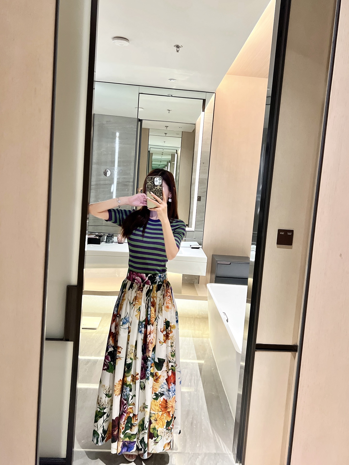 NO:432701,New oversized long skirt with early autumn!  Vacation style!  Spot 36-38-40-42,,skirts,alexander wang19860909早秋新款超大摆长半裙！度假风格！现货36-38-40-42,,skirts,alexander wang,Women's clothing